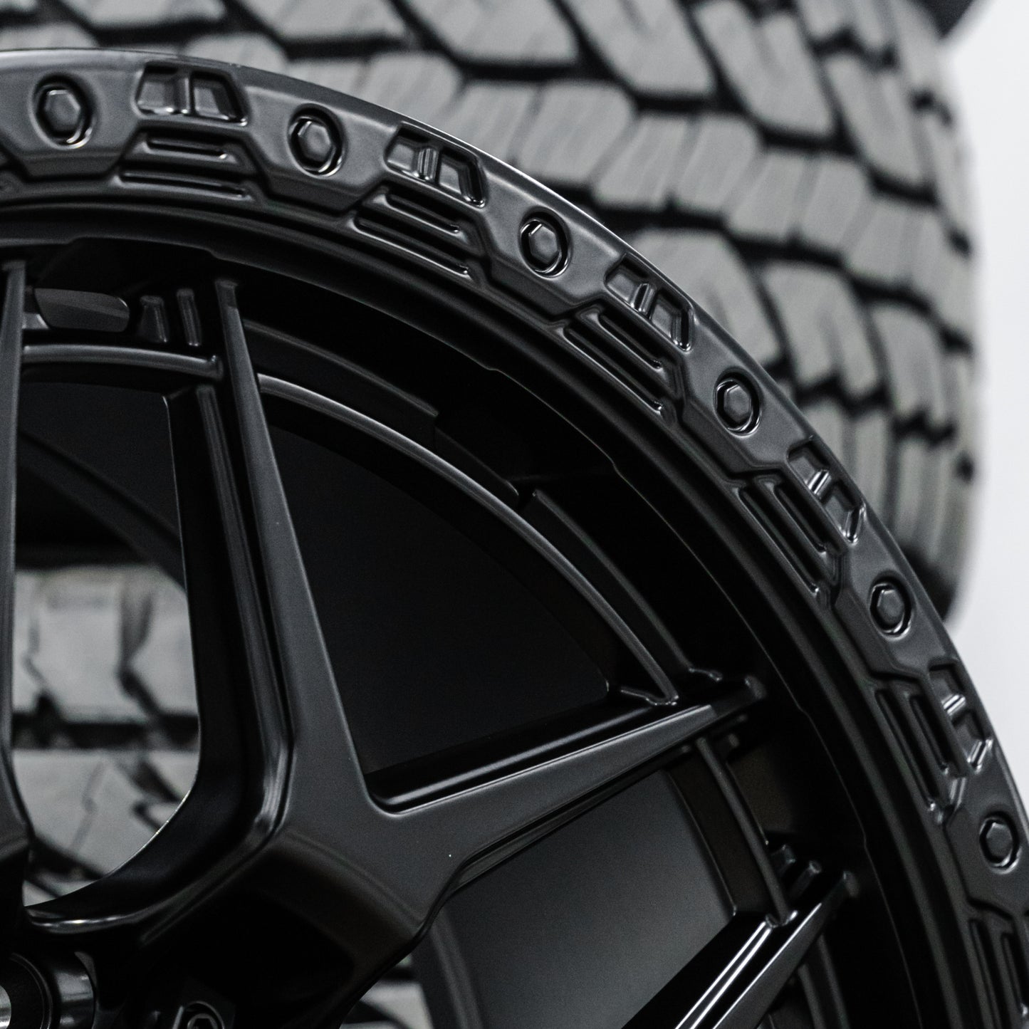 Shield Off-Road Tactical DT-05 Alloy Wheels — 20x9 0p | 6x139.7 PCD