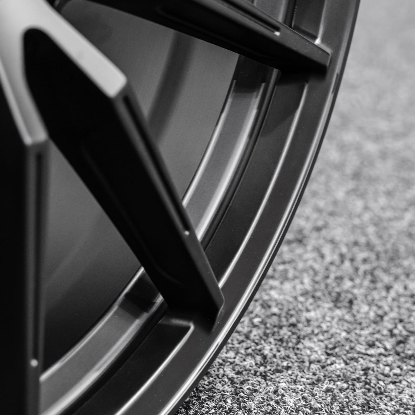 Shield Off-Road Guardian Forge DG-01 Alloy Wheels — 20x8.5 +35p | 5x114.3 PCD