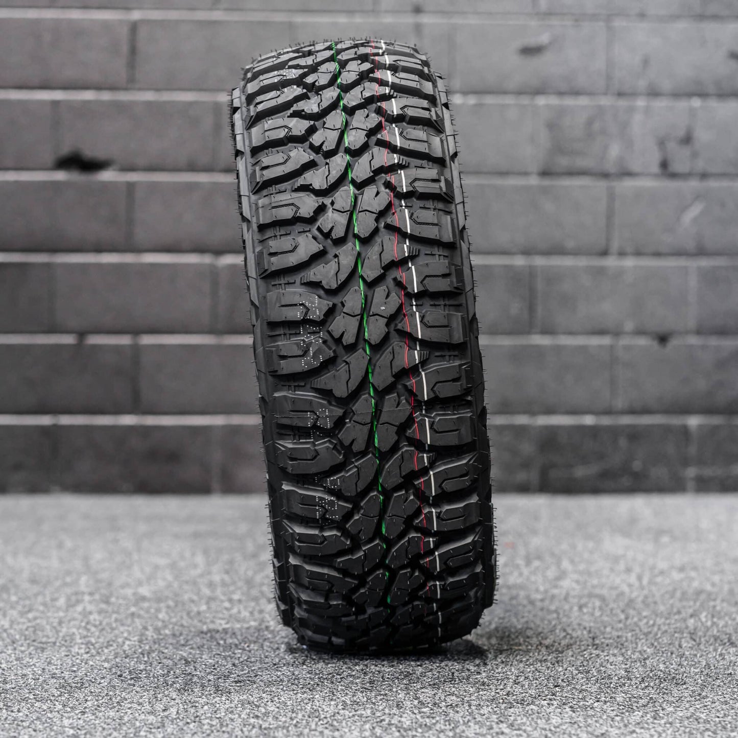 285/70R17 MT — 285/70/17 Mud Tyre