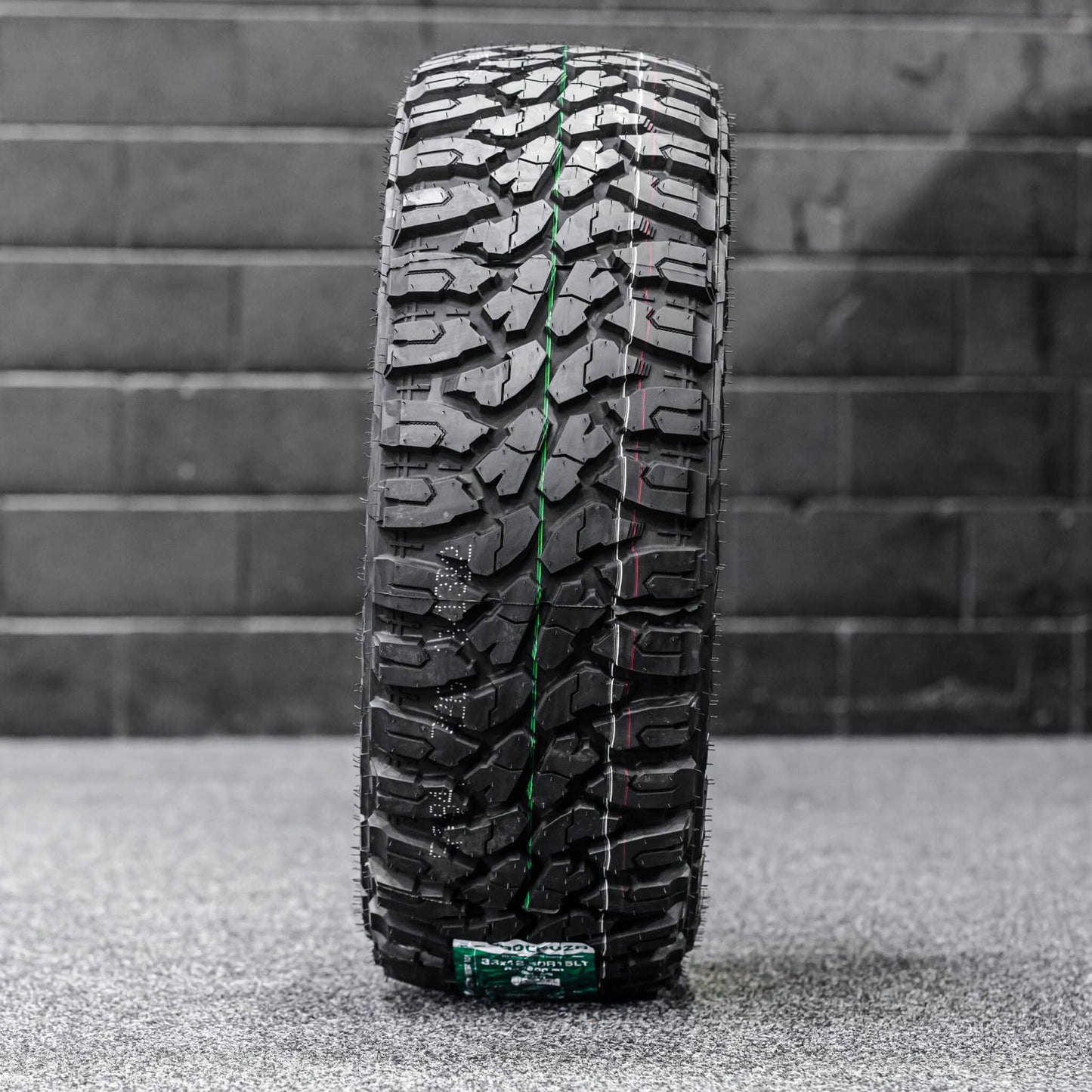 33x12.5R15 MT — 33x12.5R15LT MUD TYRE