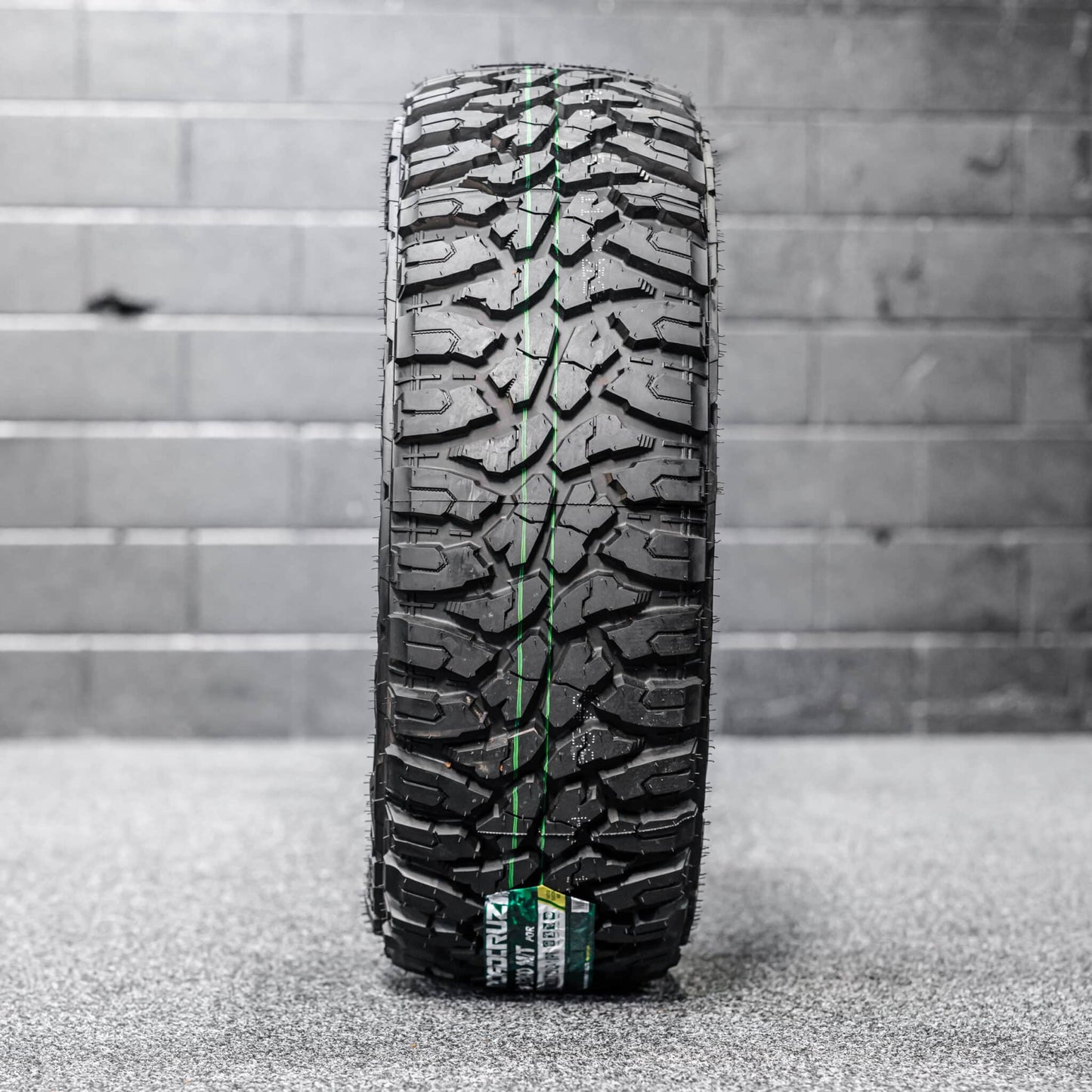 35x12.5R20 MT — 35x12.5R20LT MUD TYRE