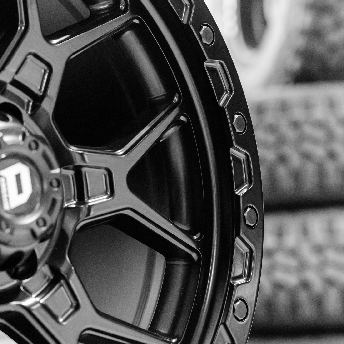 265/70/R17LT RT Tyres + Alloys — 17" RT Tyres + Steelies Combo