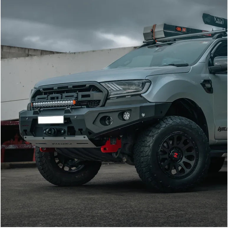 Modified silver Ford Ranger pickup with Rockarmor GT Hoopless Bullbar for UA2 Ford Everest 2015-2022