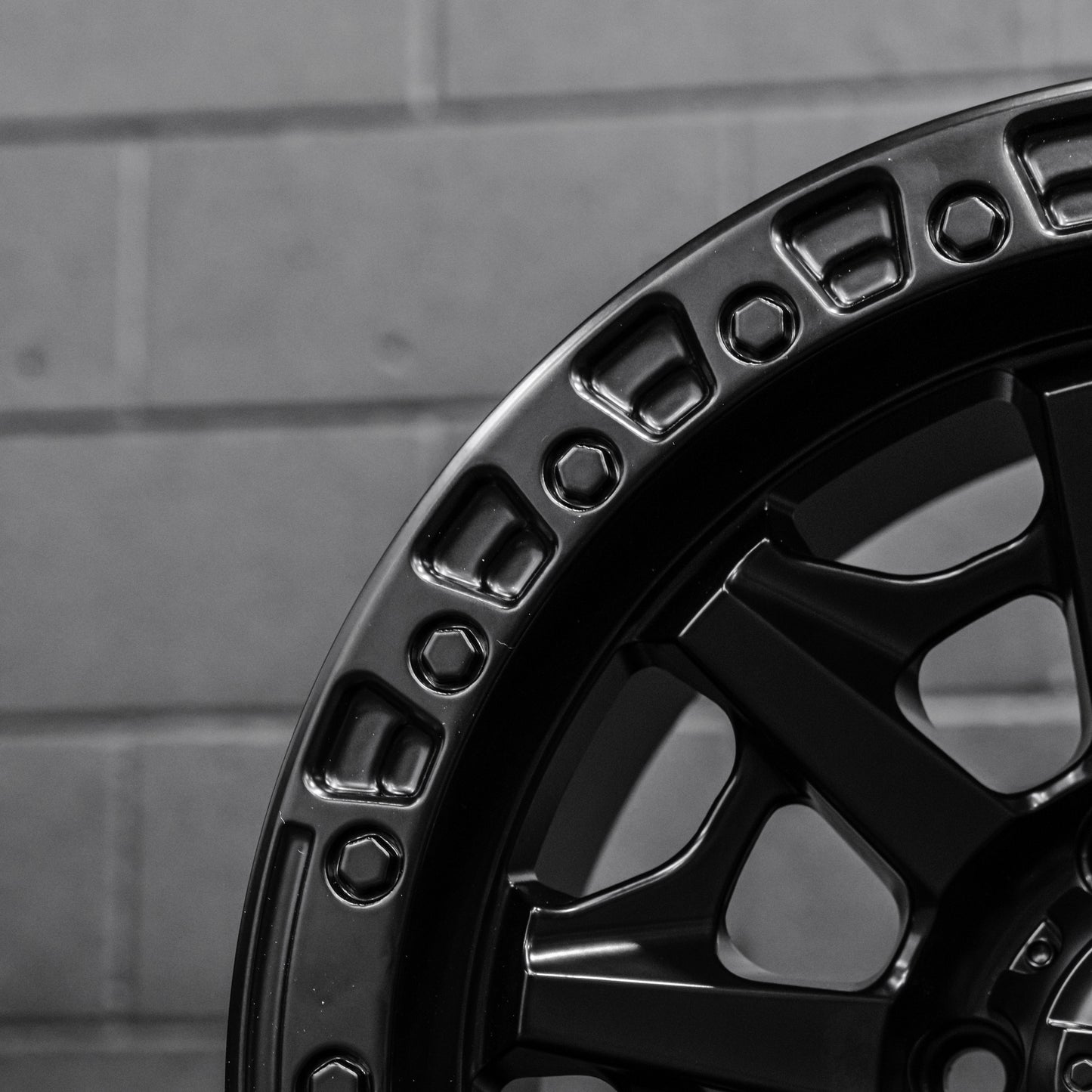265/70/R17LT RT Tyres + Alloys — 17" RT Tyres + Steelies Combo