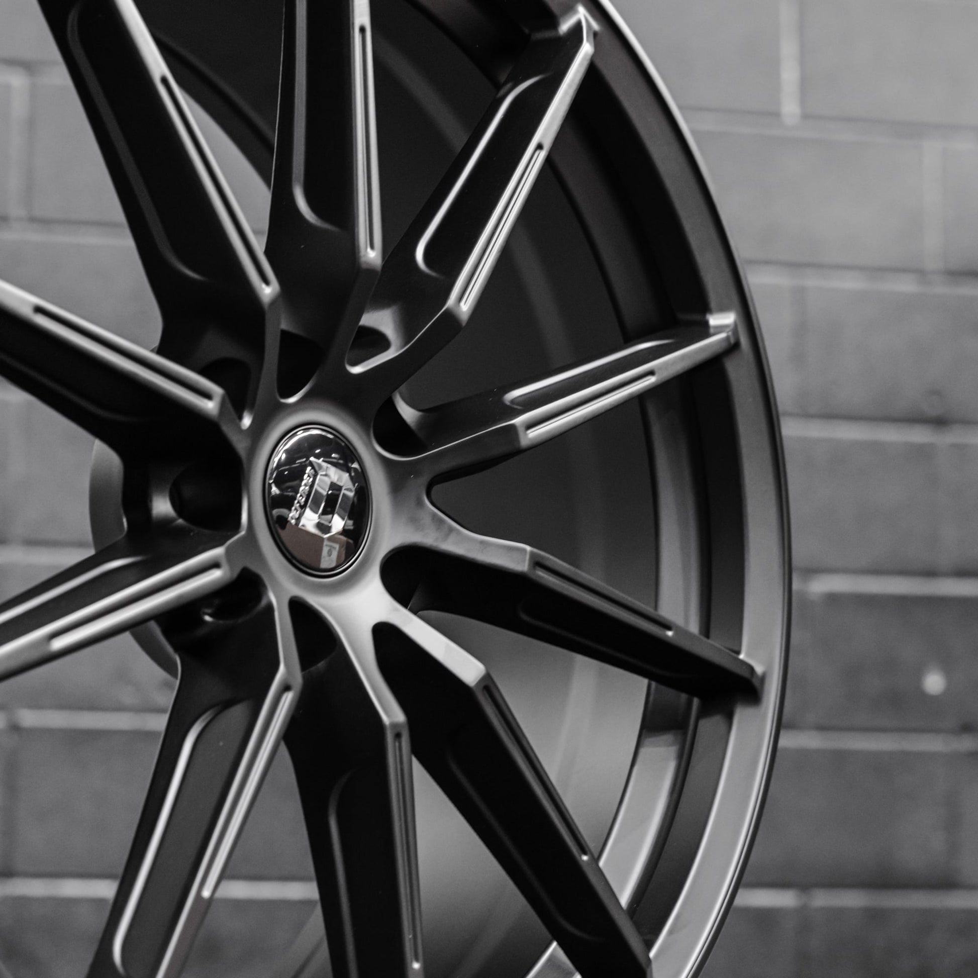 Defender Off-Road Guardian Forge DG-01 Alloy Wheels