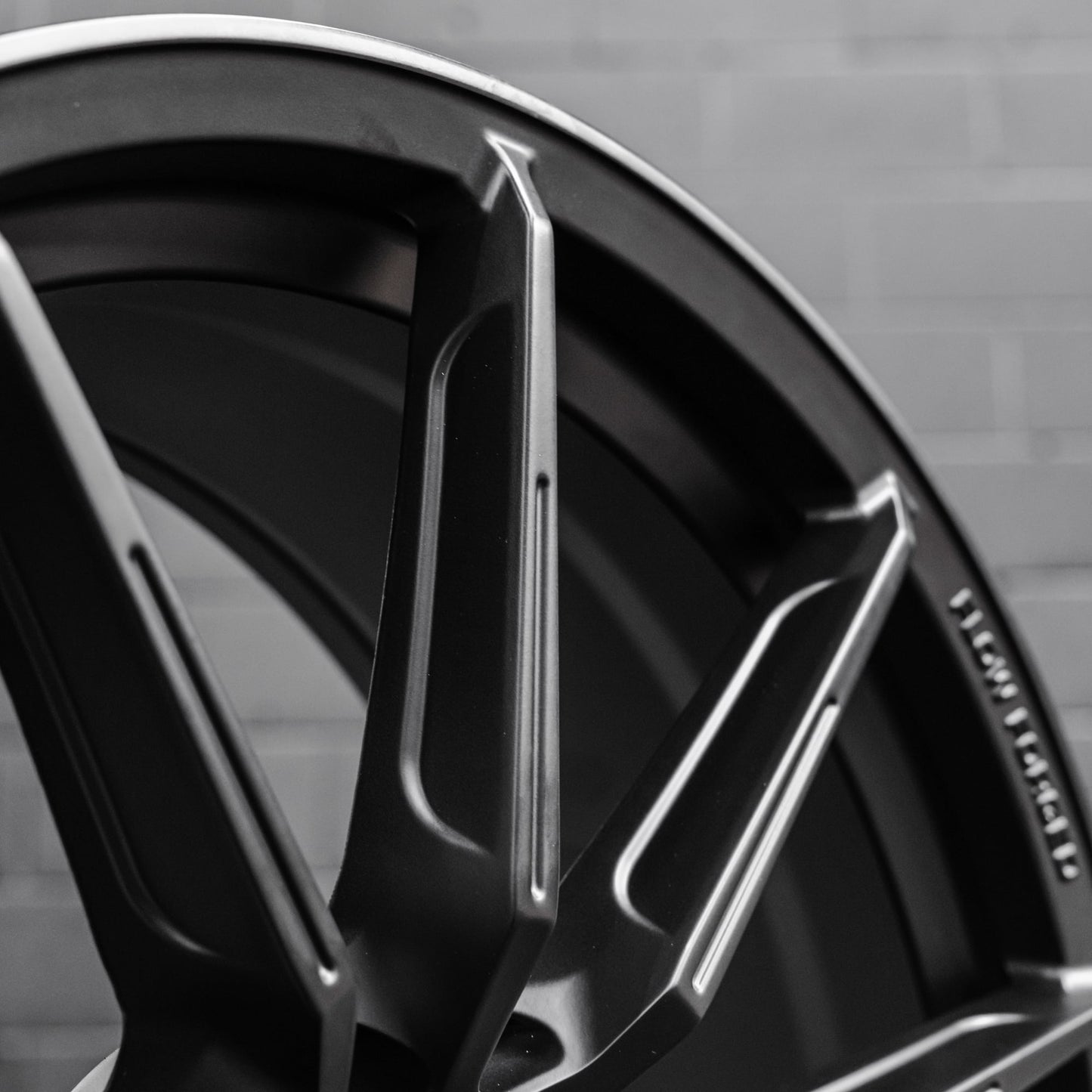 Defender Off-Road Guardian Forge DG-01 Alloy Wheels