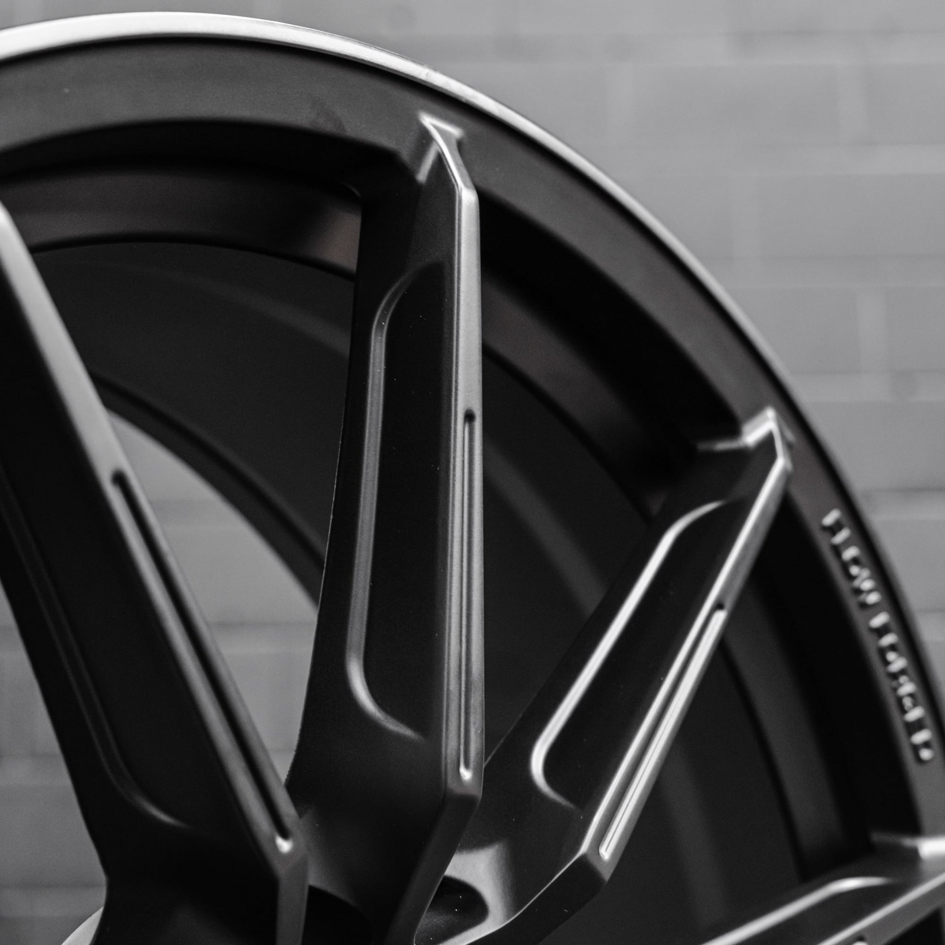 Defender Off-Road Guardian Forge DG-01 Alloy Wheels