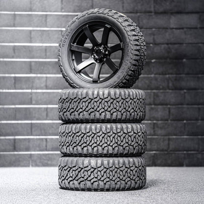 285/50/R20LT Mud Tyres + Alloy Wheels