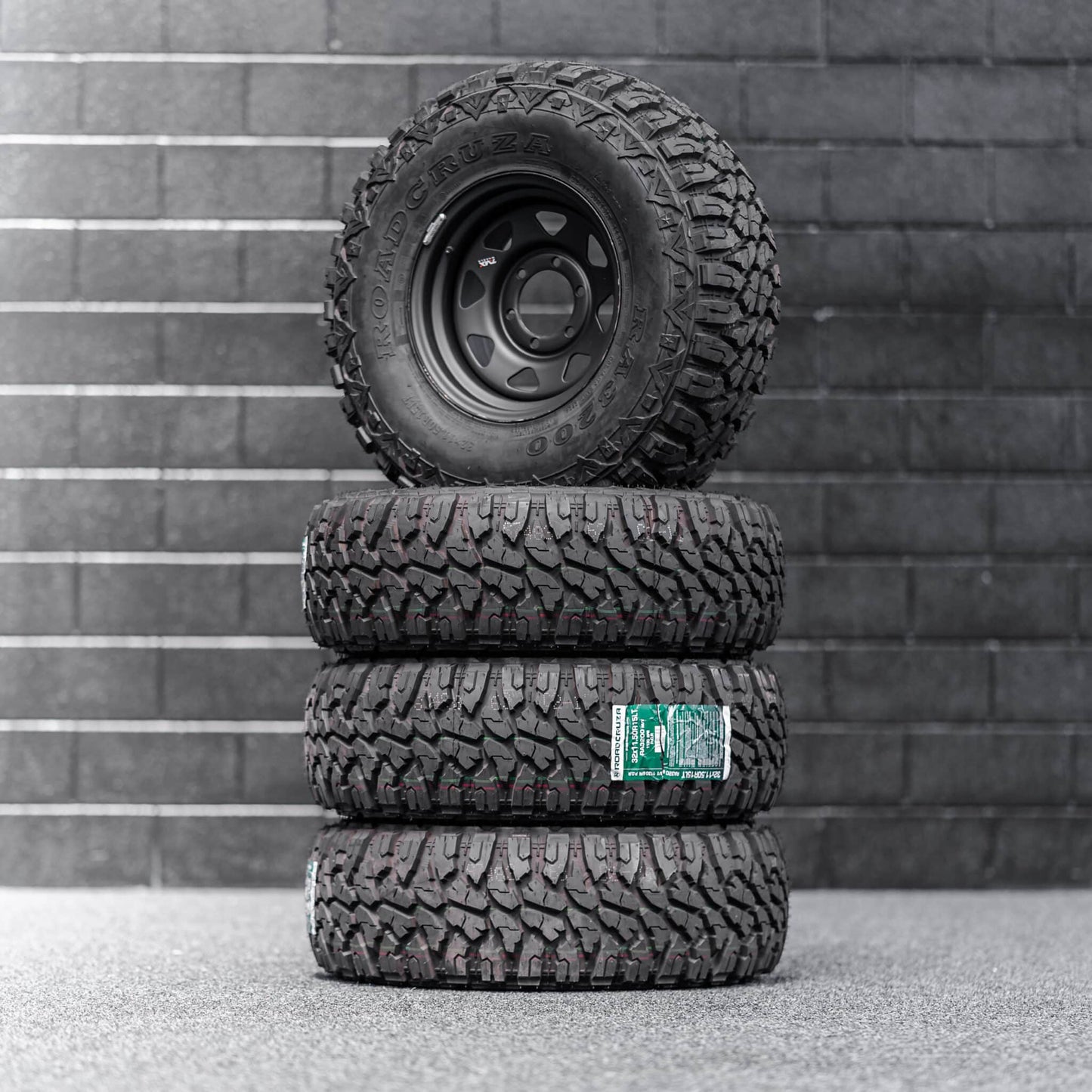 32x11.5 R15LT Mud Tyres + Steelies