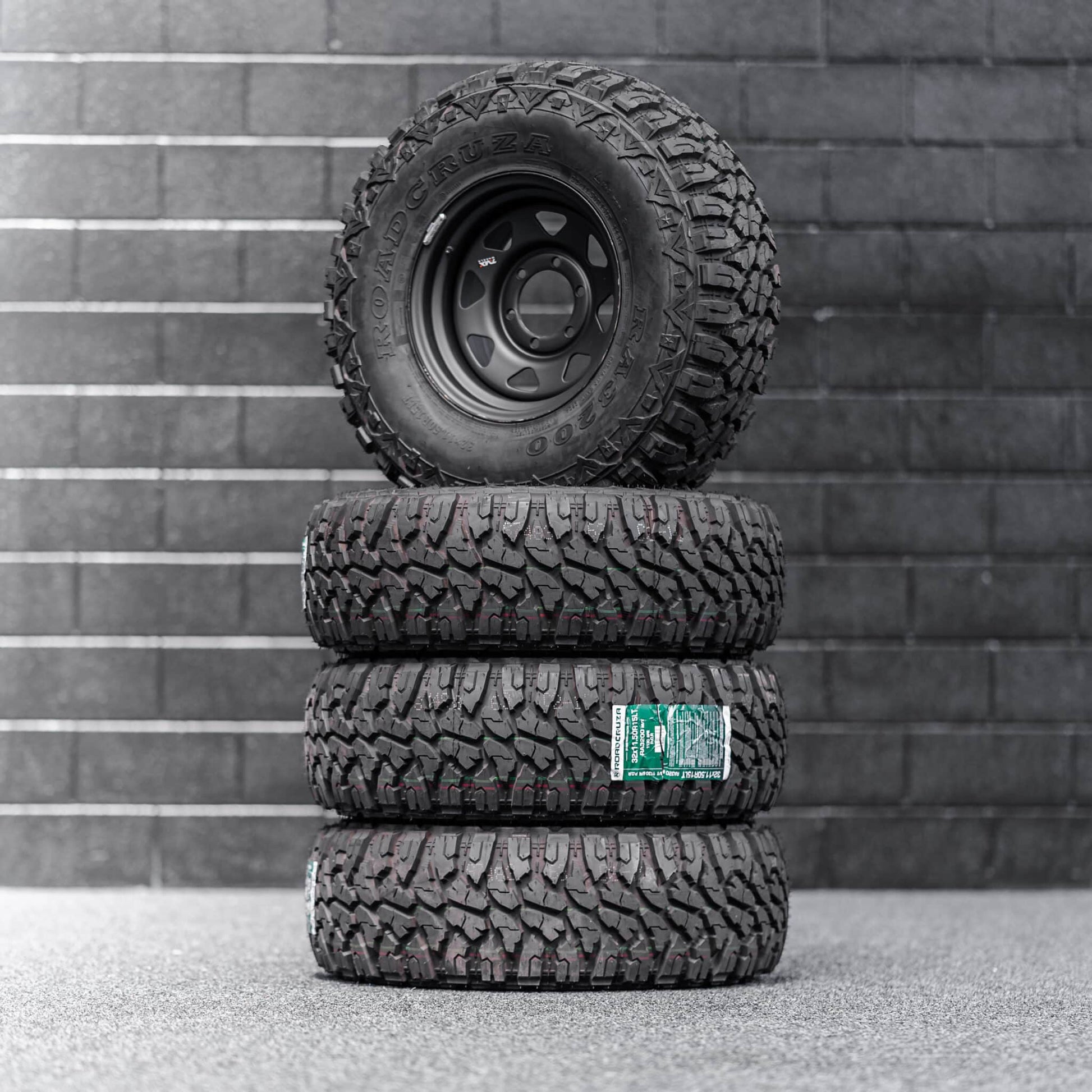 32x11.5 R15LT Mud Tyres + Steelies