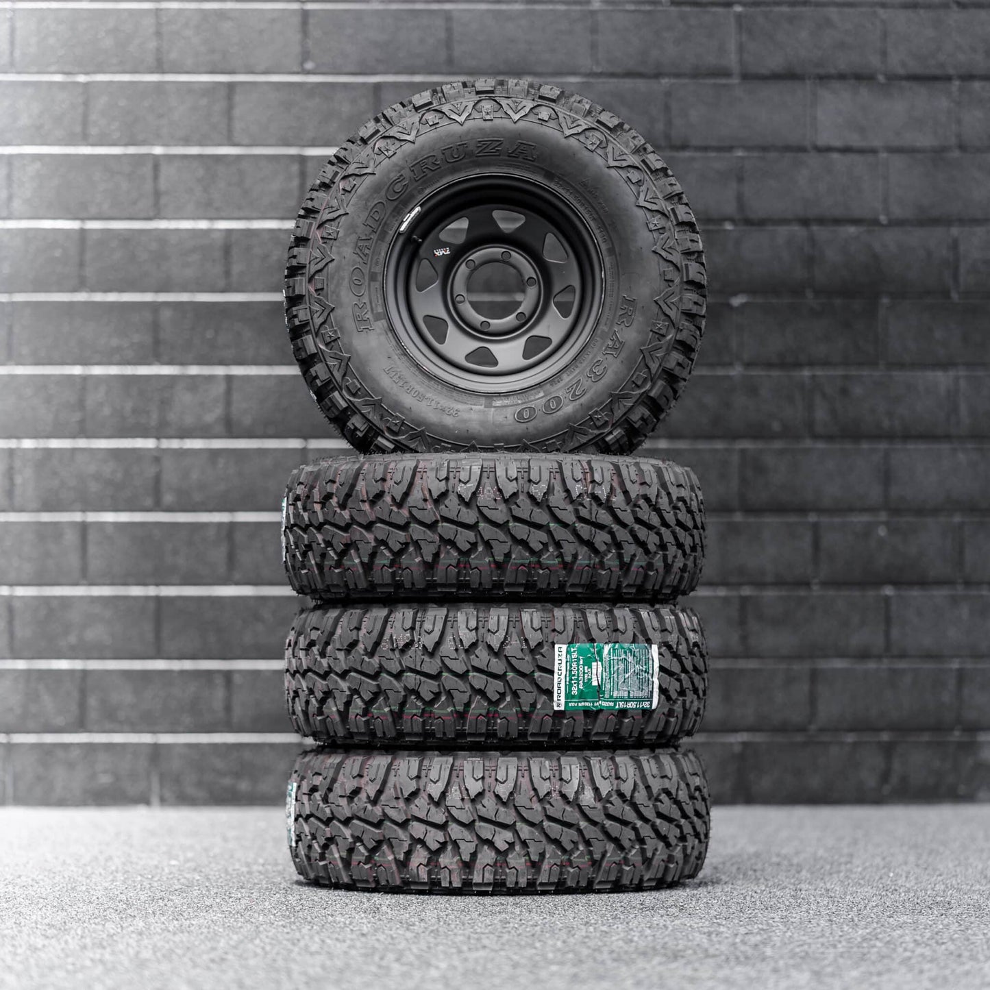 32x11.5 R15LT Mud Tyres + Steelies