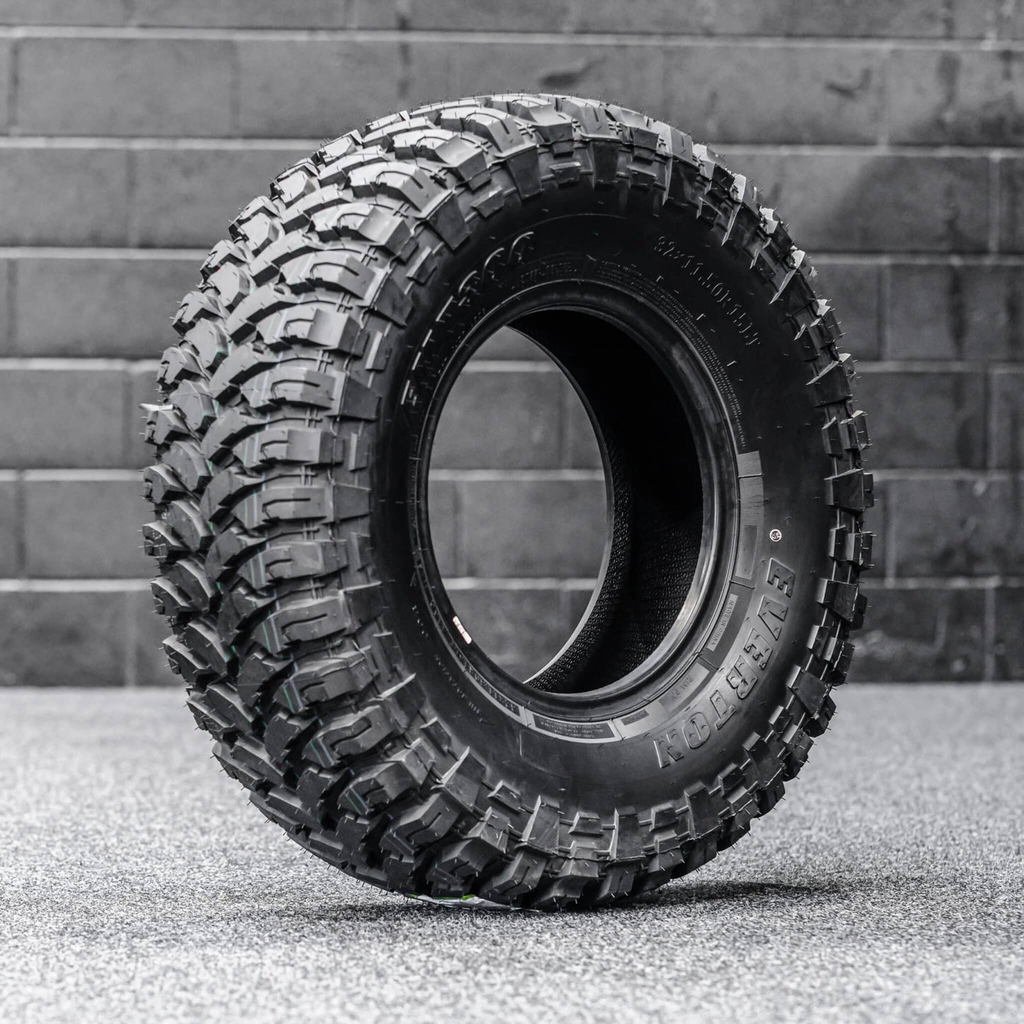 32x11.5R15 MT — 32x11.5R15LT MUD TYRE