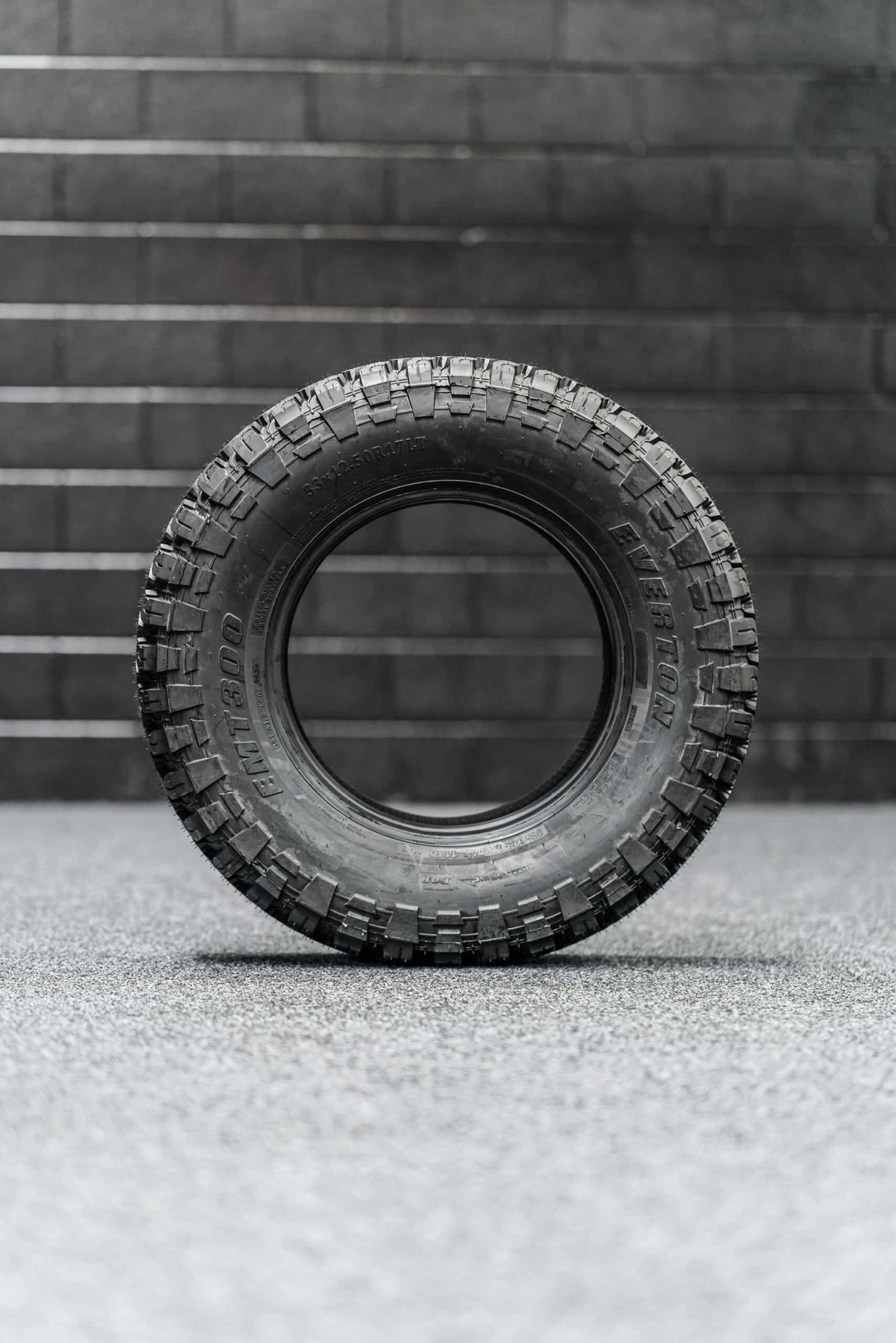 33x12.5R17 MT — 33x12.5R17LT MUD TYRE