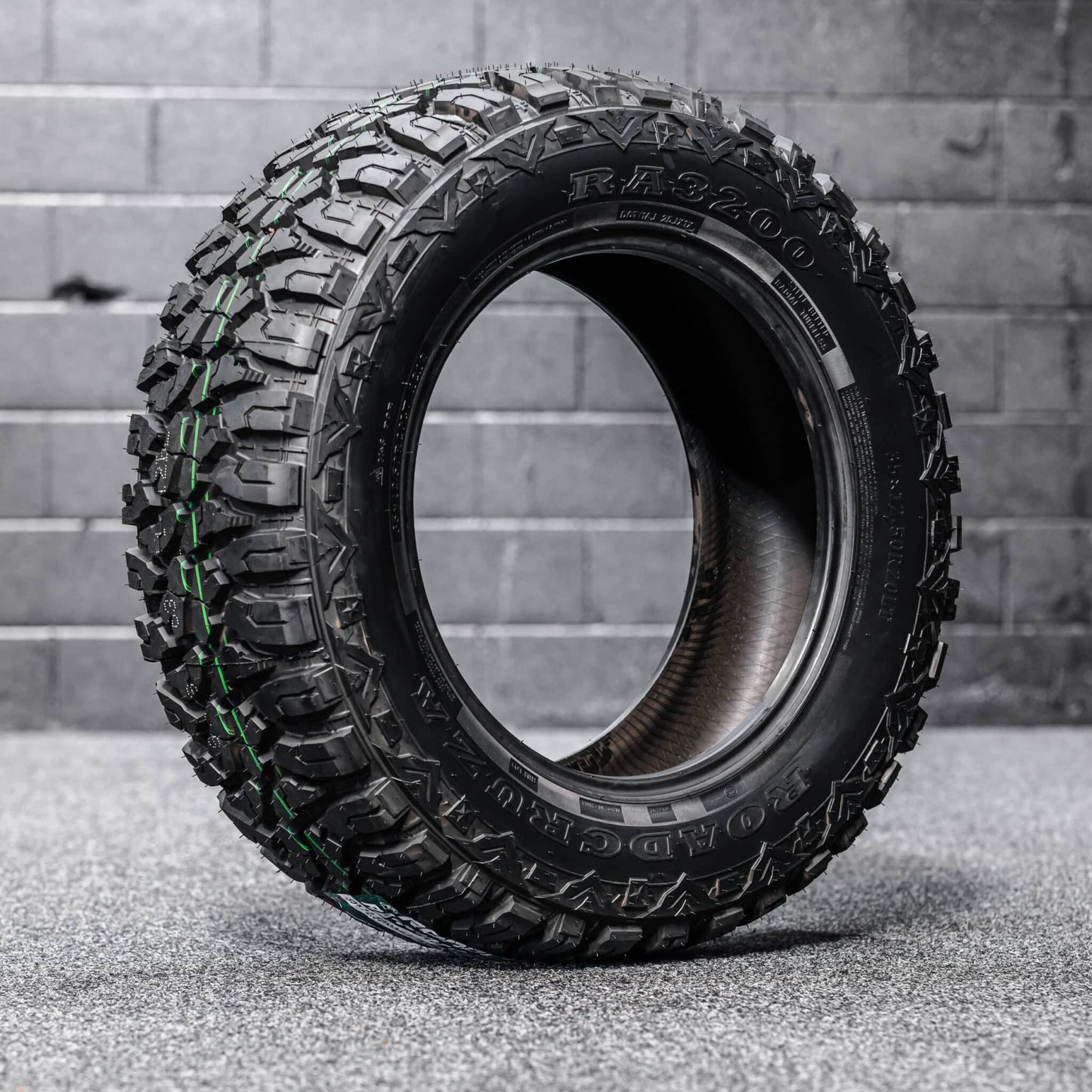 35x12.5R20 MT — 35x12.5R20LT MUD TYRE