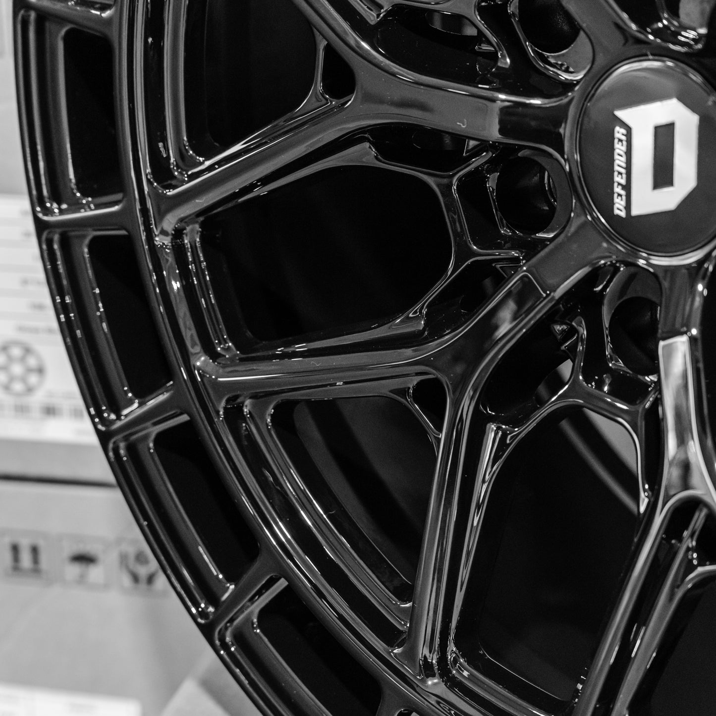 285/50/R20LT Mud Tyres + Alloy Wheels — 20" Mud Tyres + Alloys Combo