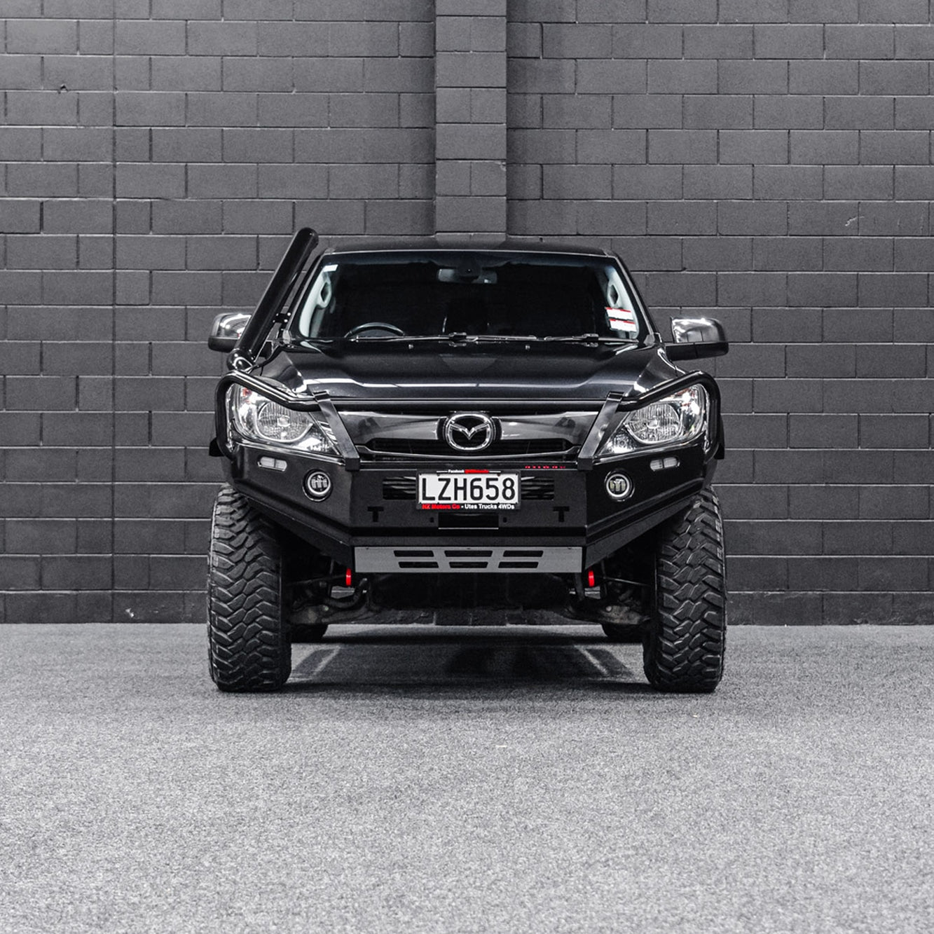 DEFENDER Off-Road Bull Bar + Winch & Spotlights Combo