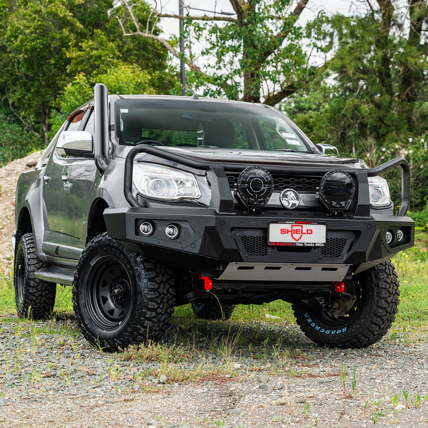 SHIELD Off-Road Triple Loop Bull-Bar — to suit Holden Colorado RG 2012 - 2015