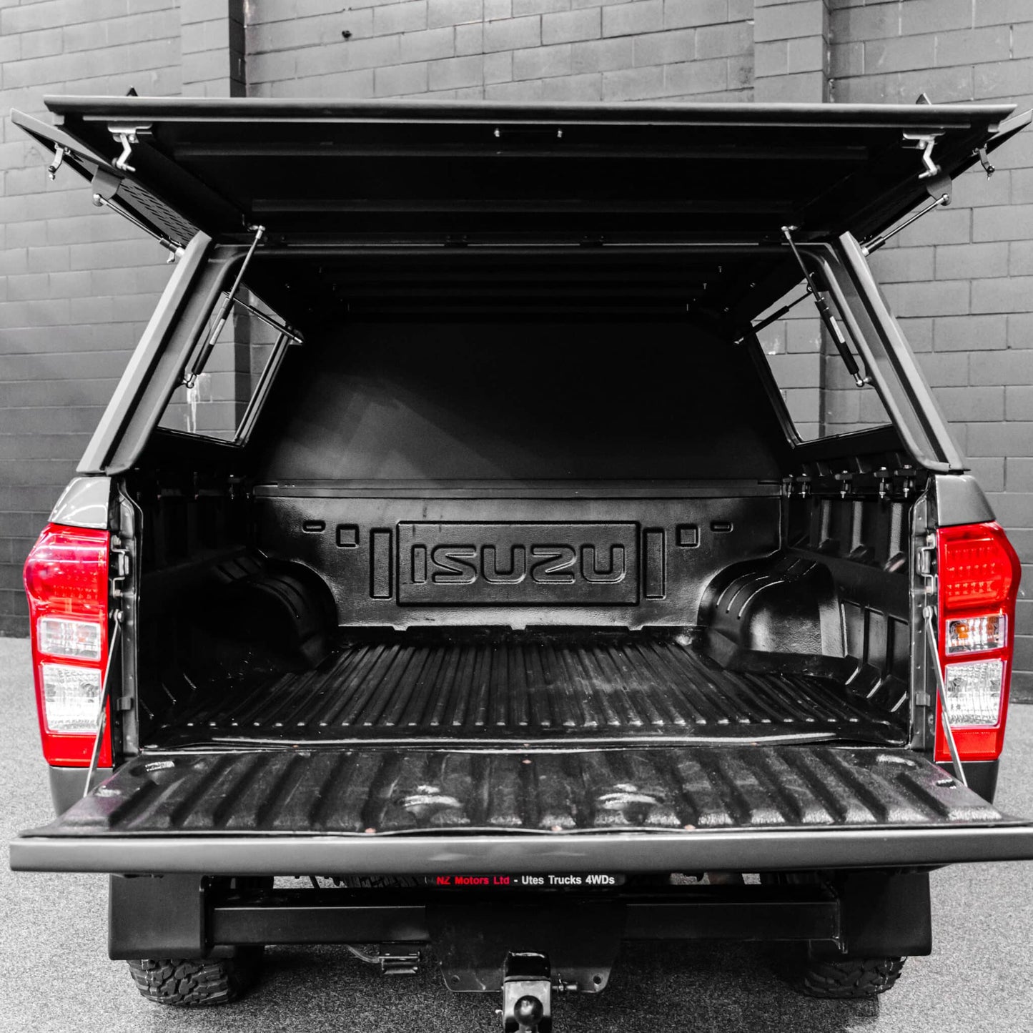 Shield Off-Road Aluminium Windowless Canopy — to suit Isuzu D-Max [2013 - 2020]
