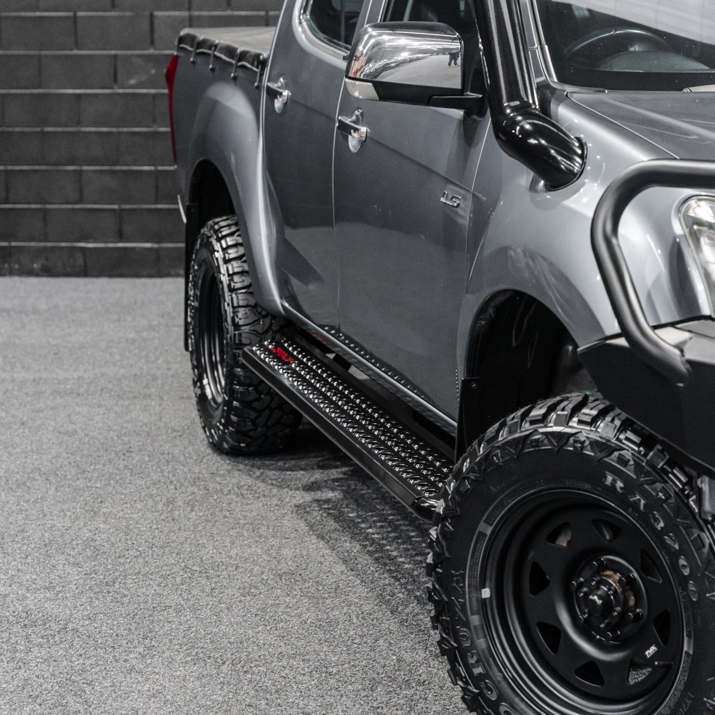 Shield Off-Road Side Steps — TO SUIT ISUZU D-MAX [2013-2020]
