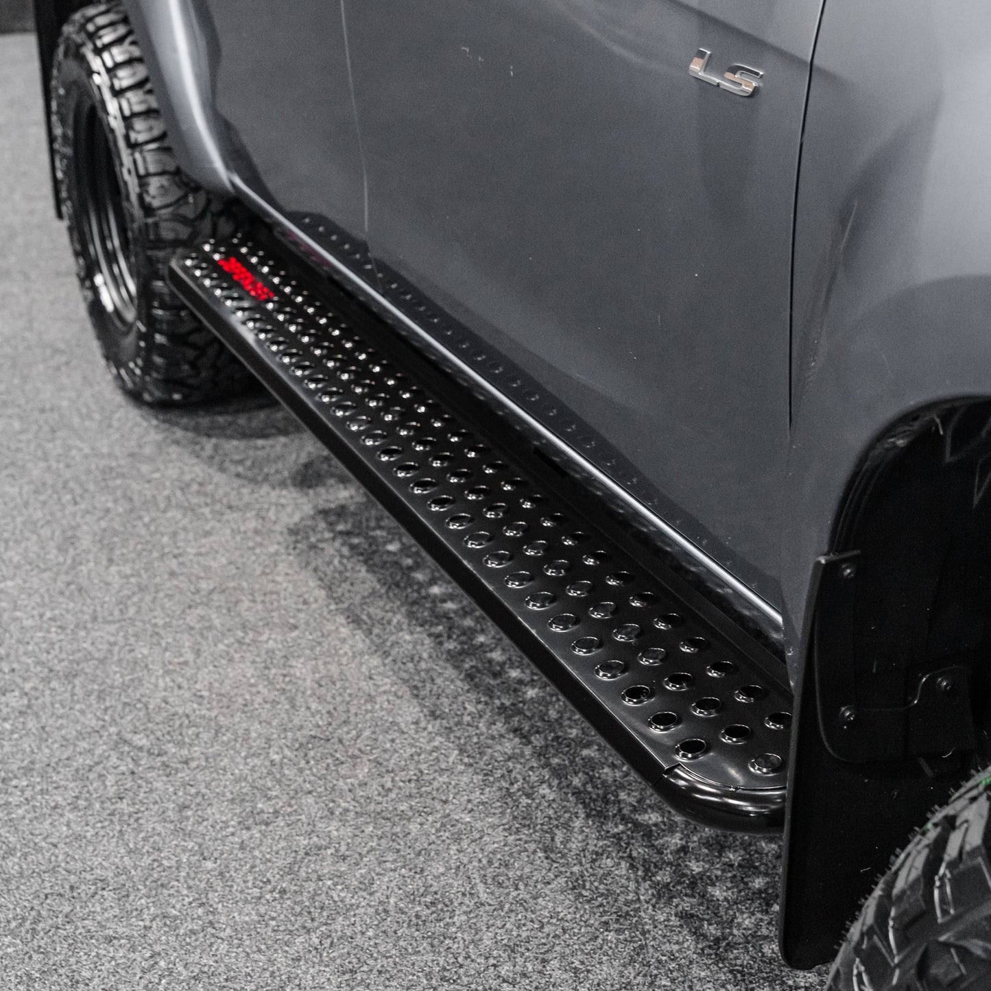 Shield Off-Road Side Steps — TO SUIT ISUZU D-MAX [2013-2020]