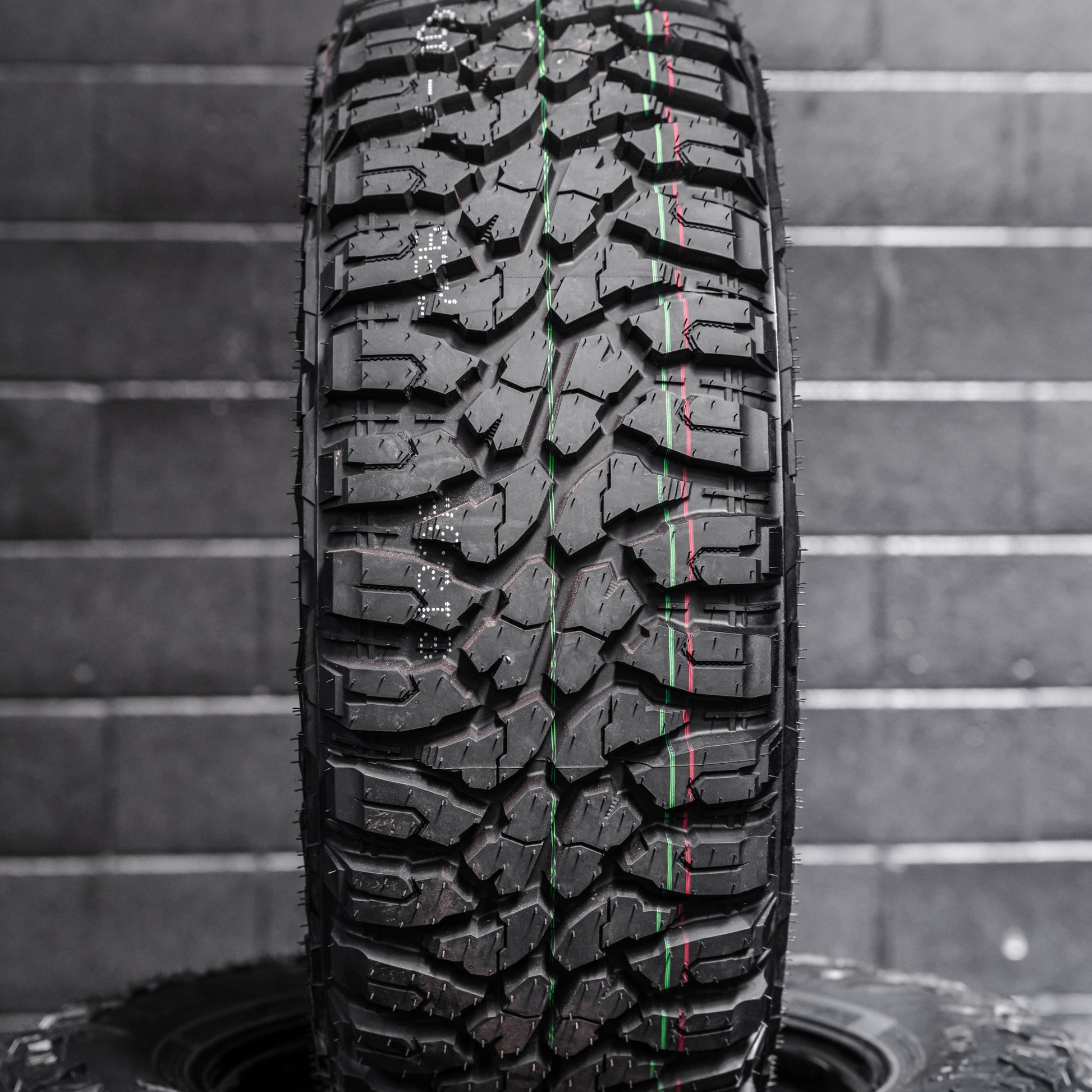 265/70/R16LT Mud Tyres + Steelies