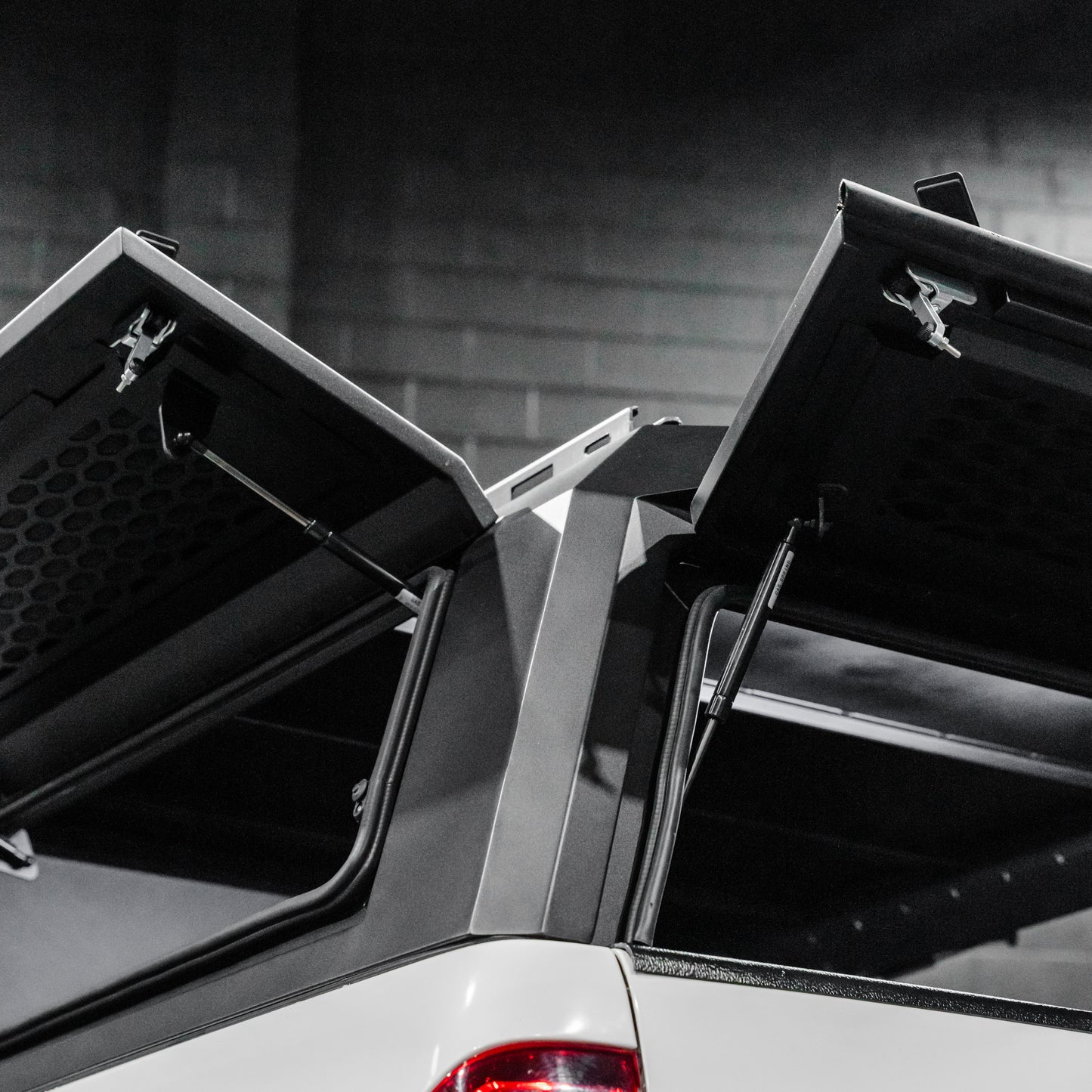 Shield Off-Road Aluminium Windowless Canopy — to suit Toyota Hilux SR5 [2015+]