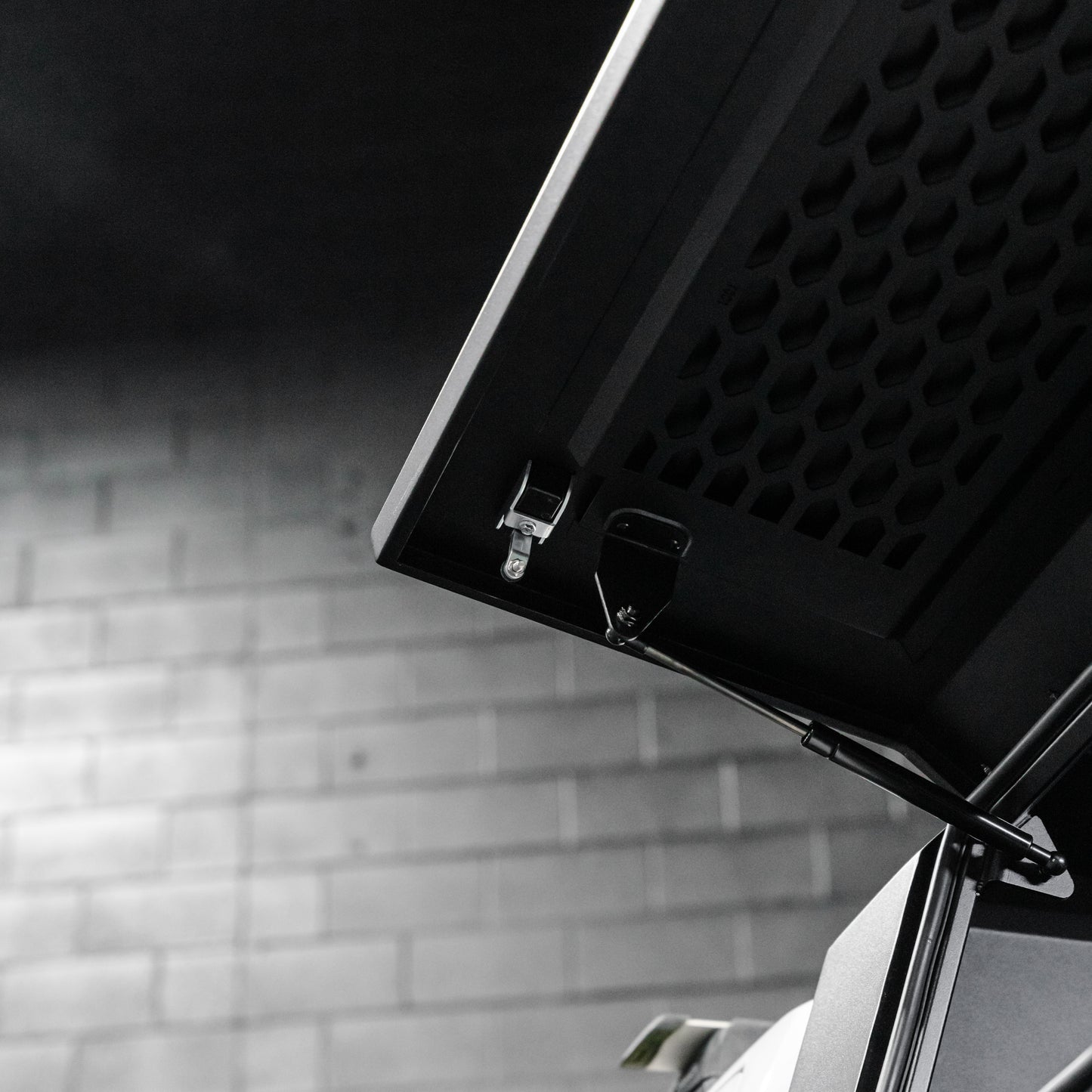 Shield Off-Road Aluminium Windowless Canopy — to suit Toyota Hilux SR5 [2015+]