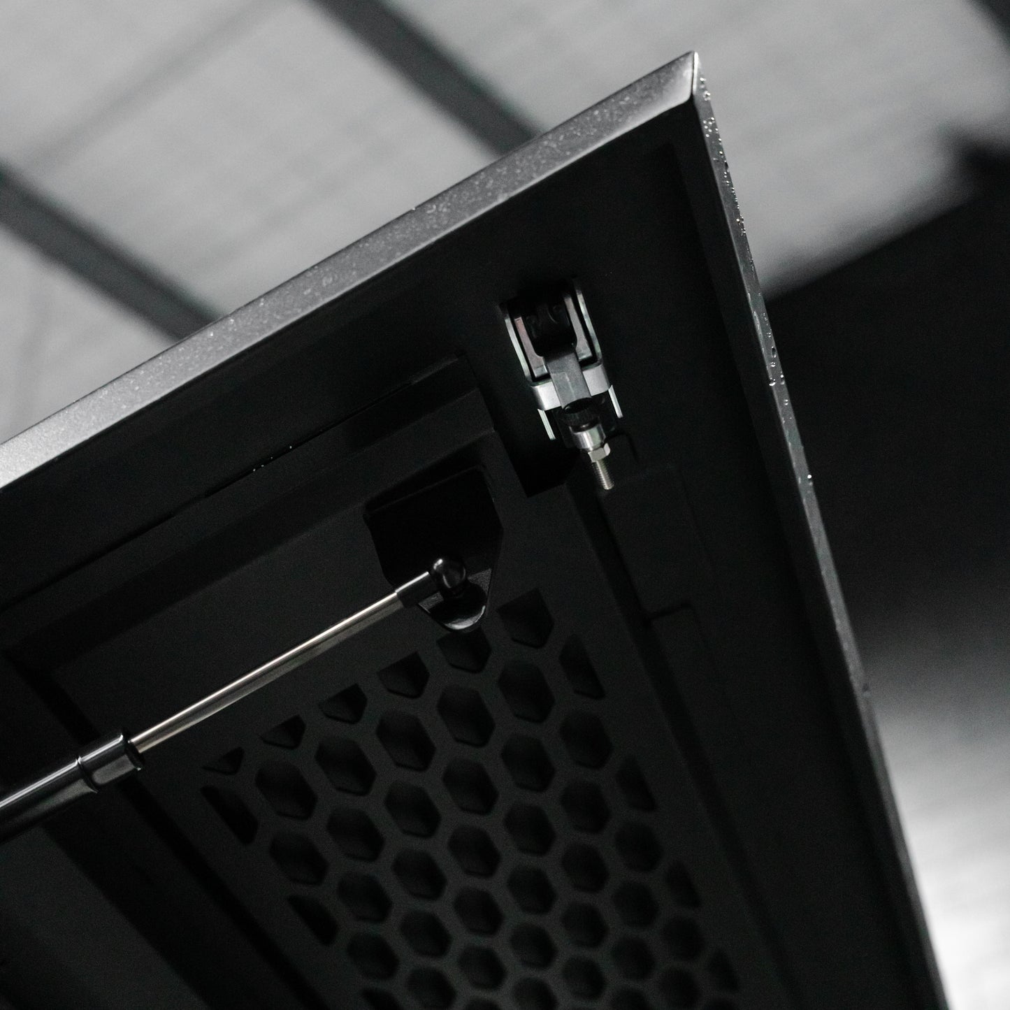 Shield Off-Road Aluminium Windowless Canopy — to suit Toyota Hilux SR5 [2015+]