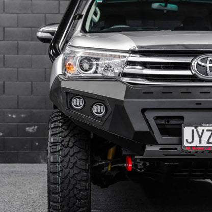 SHIELD Off-Road Loopless Bull-Bar — to suit Toyota Hilux 2015 - 2020