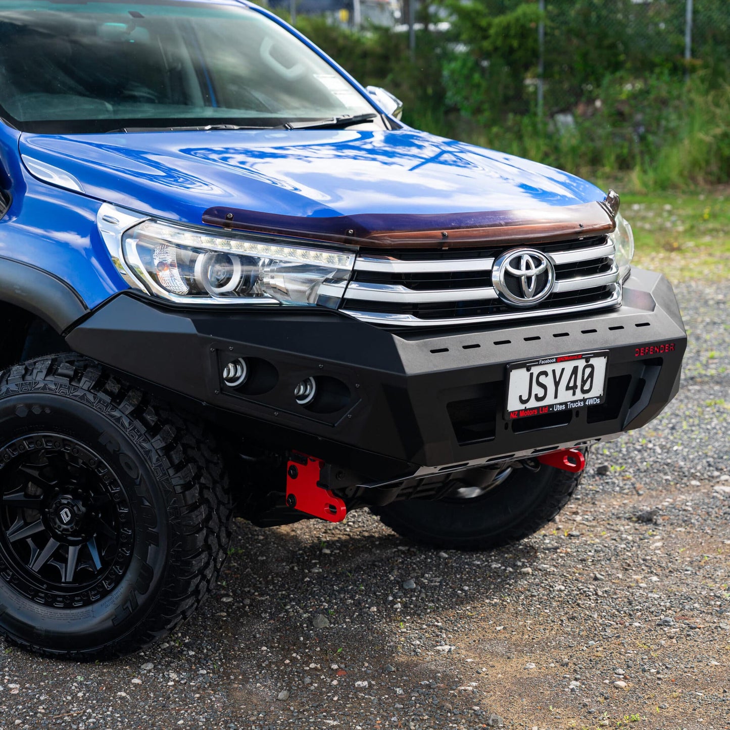 SHIELD Off-Road Loopless Bull-Bar — to suit Toyota Hilux 2015 - 2020