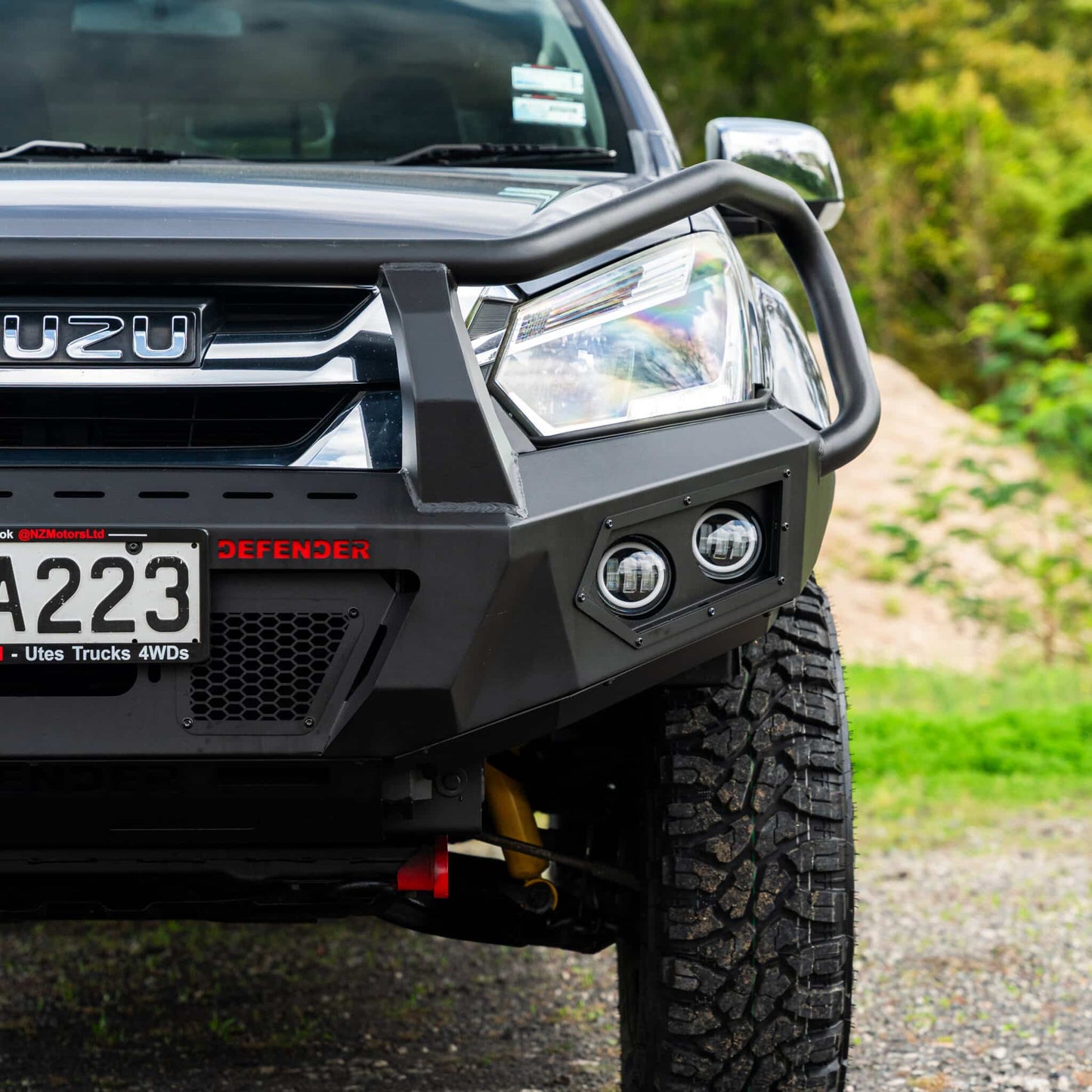 SHIELD Off-Road Triple Loop Bull-Bar — to suit Isuzu D-Max 2016 - 2020