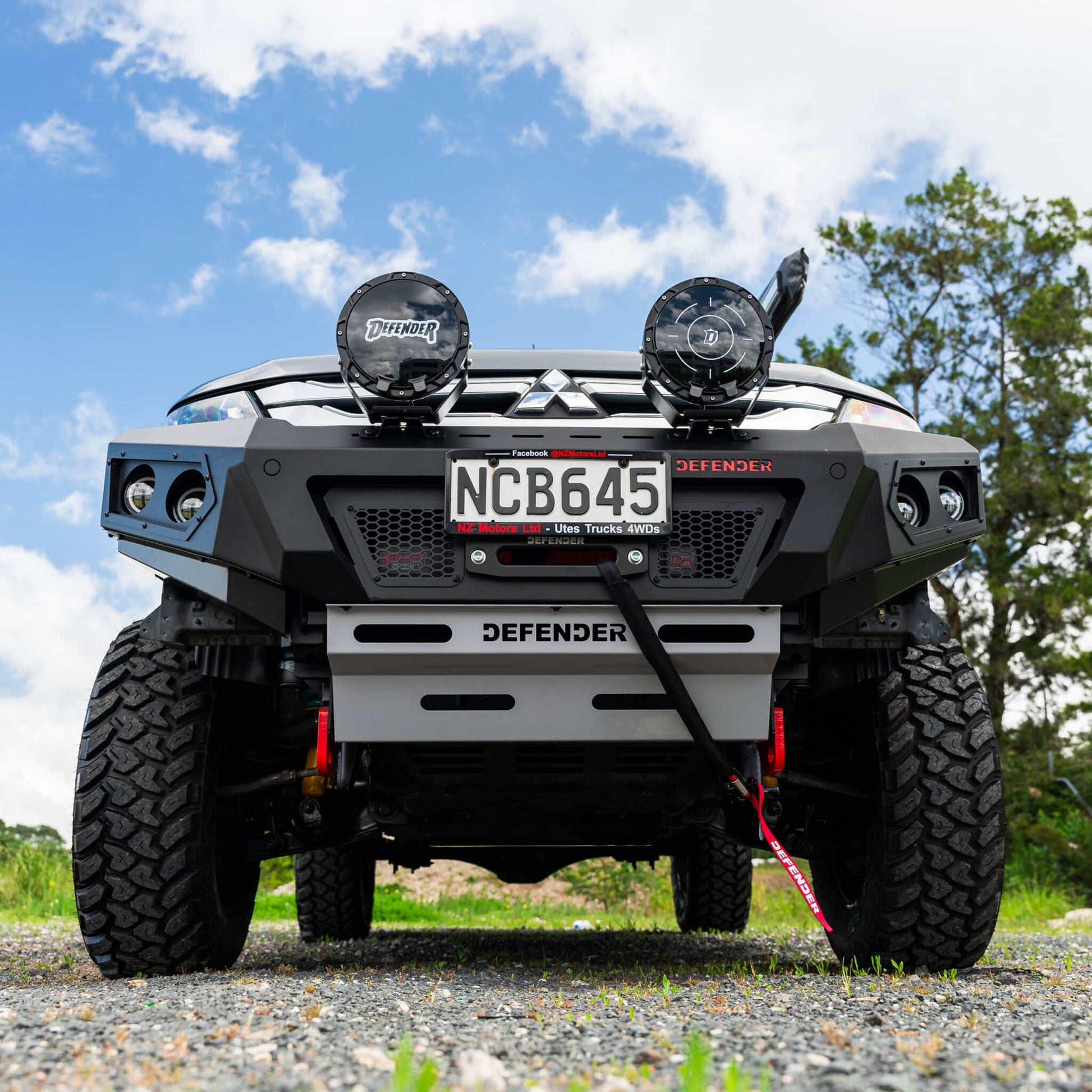 DEFENDER Off-Road Loopless Bull-Bar — Mitsubishi Triton [2019-2023]