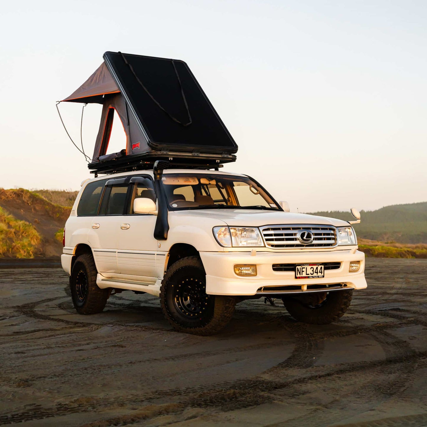 Shield Off-Road Aluminium Rooftop Tent
