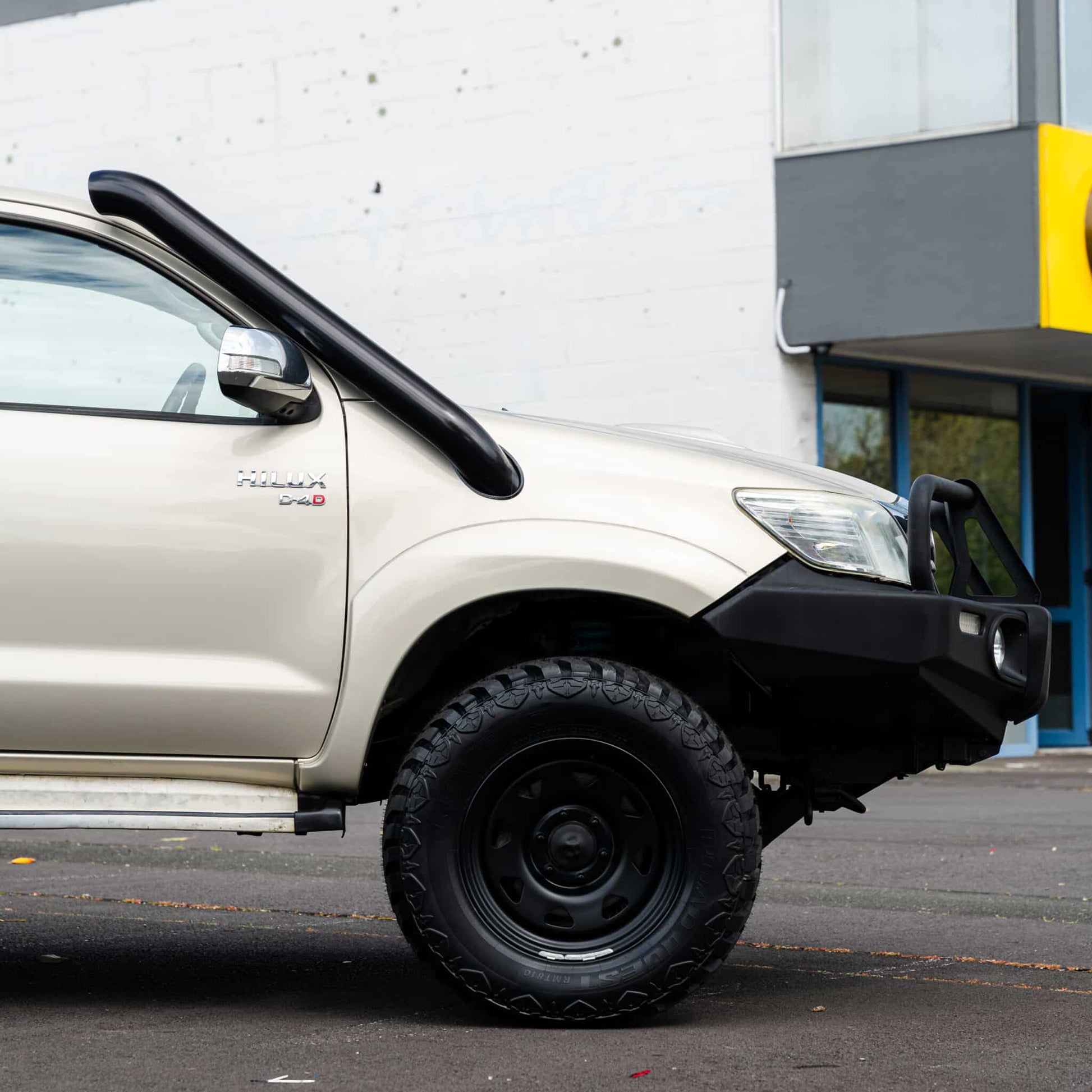 DEFENDER Off-Road Stainless Snorkel — Toyota Hilux N70 [2005-2015]