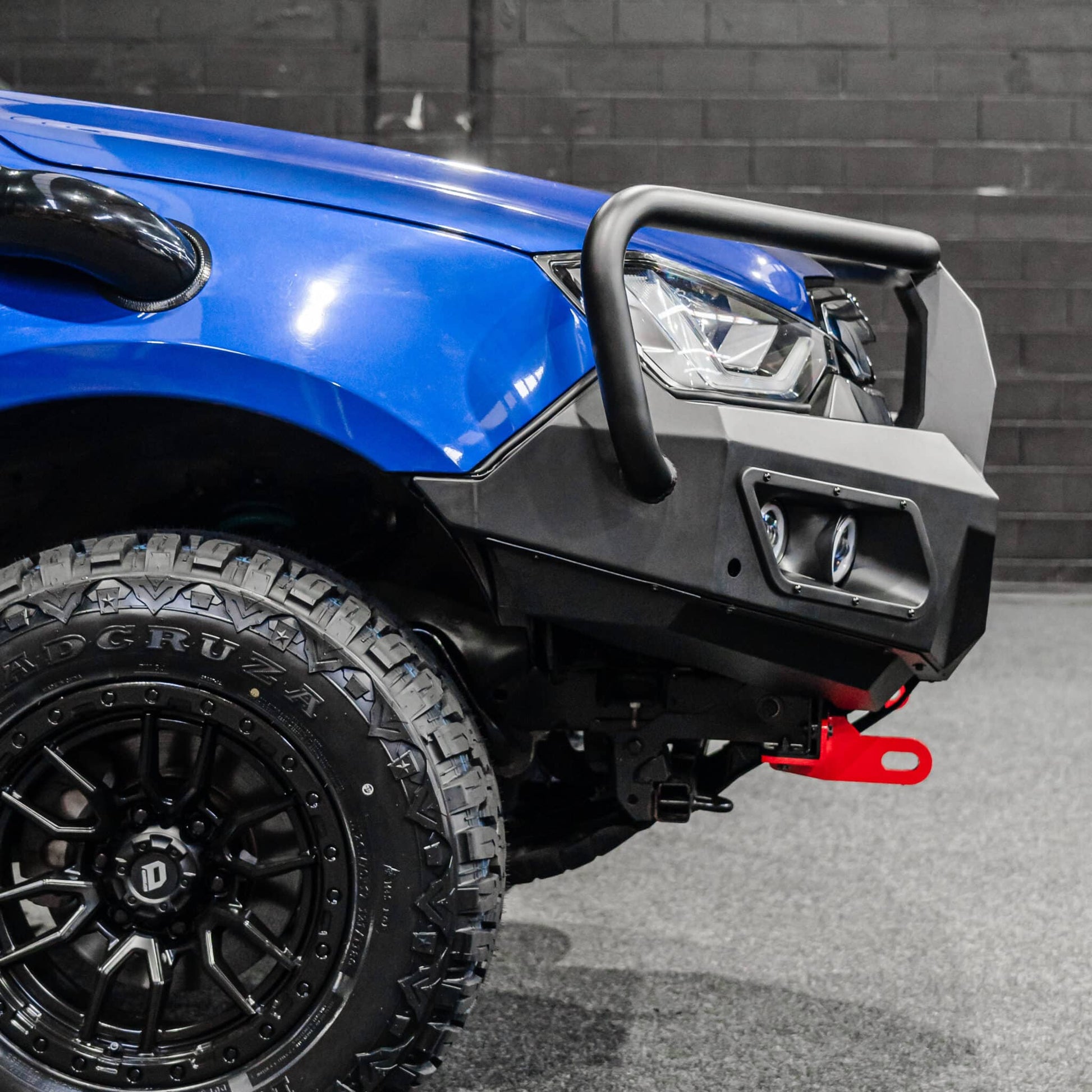 DEFENDER Off-Road Triple Loop Bull-Bar — Isuzu D-Max RG01 [2021-Present]