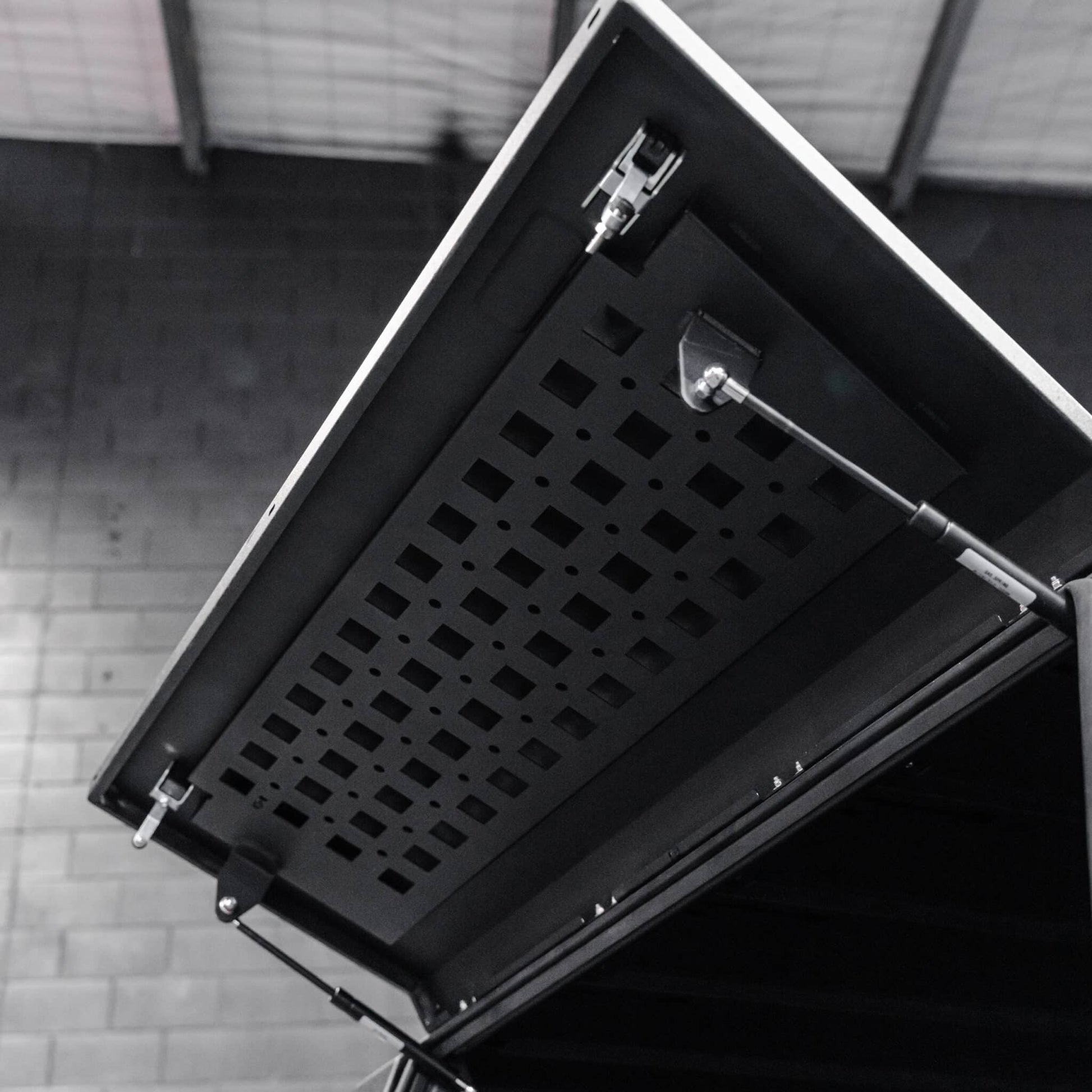 DEFENDER Off-Road Windowless Aluminium Canopy — Toyota Hilux J-Deck Wellside [2015-Present]