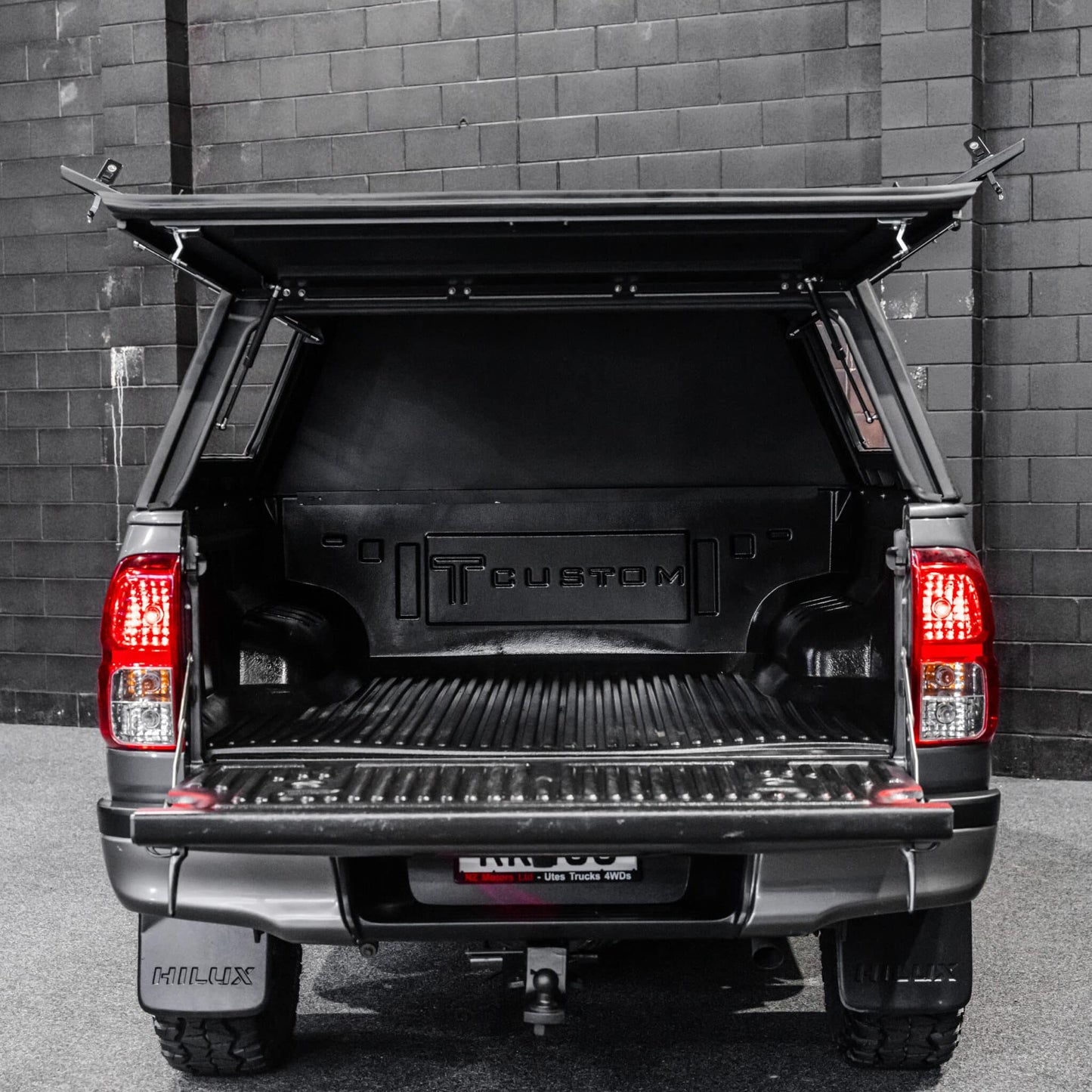 Shield Off-Road Aluminium Windowless Canopy — to suit Toyota Hilux J-Deck Wellside [2015+]