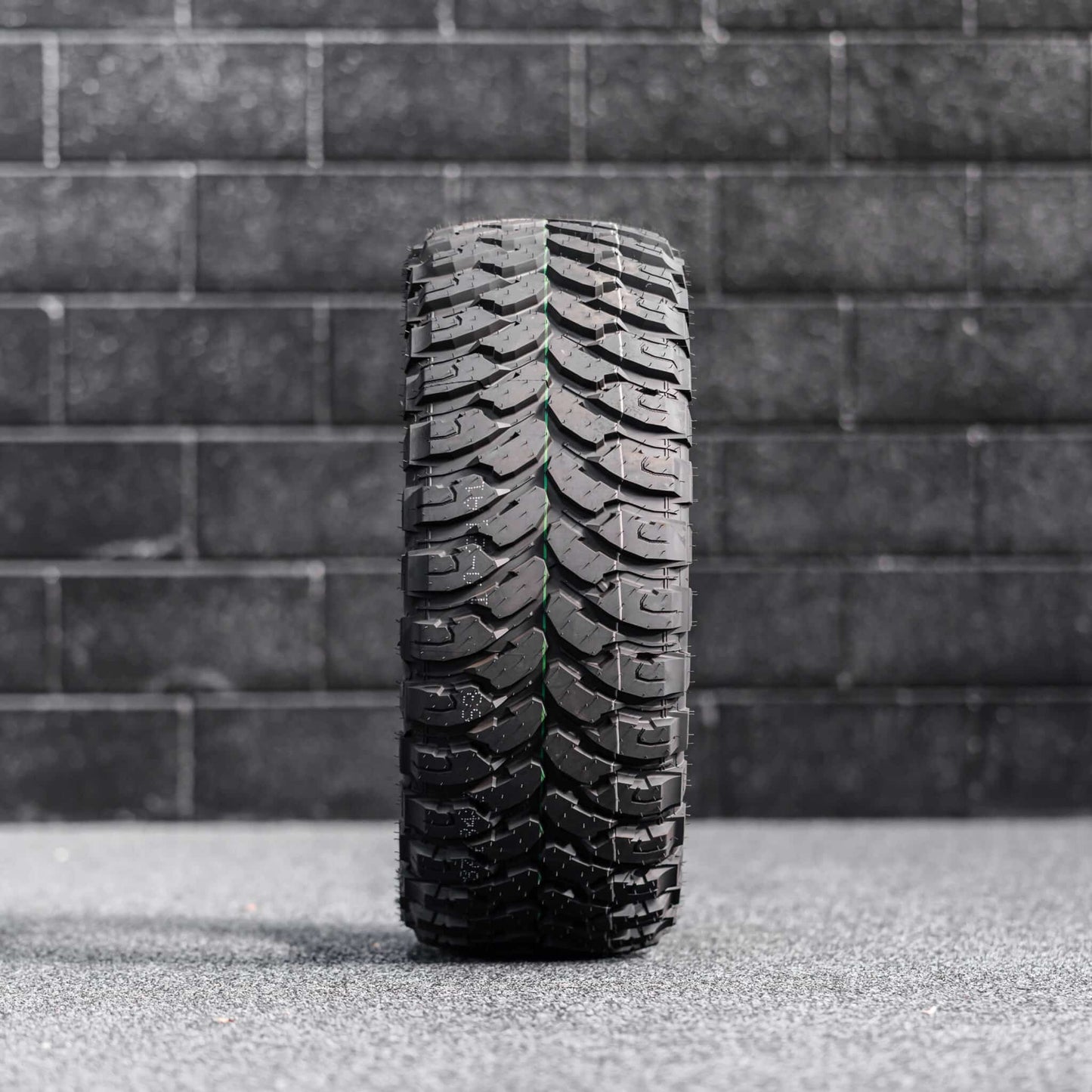 Comforser CF3000 — 285/50R20