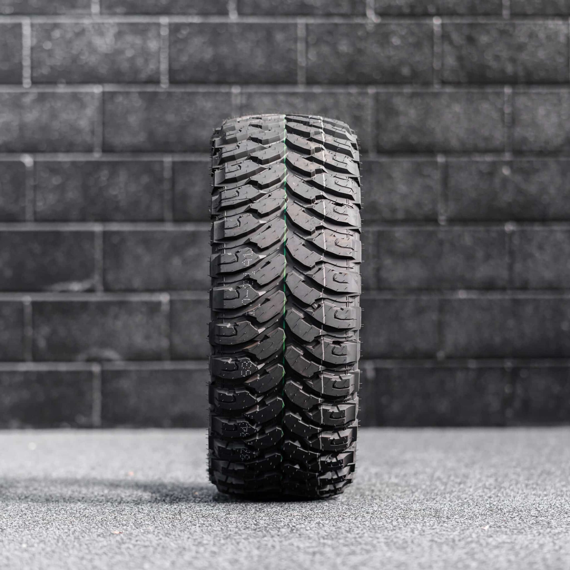 Comforser CF3000 — 285/50R20