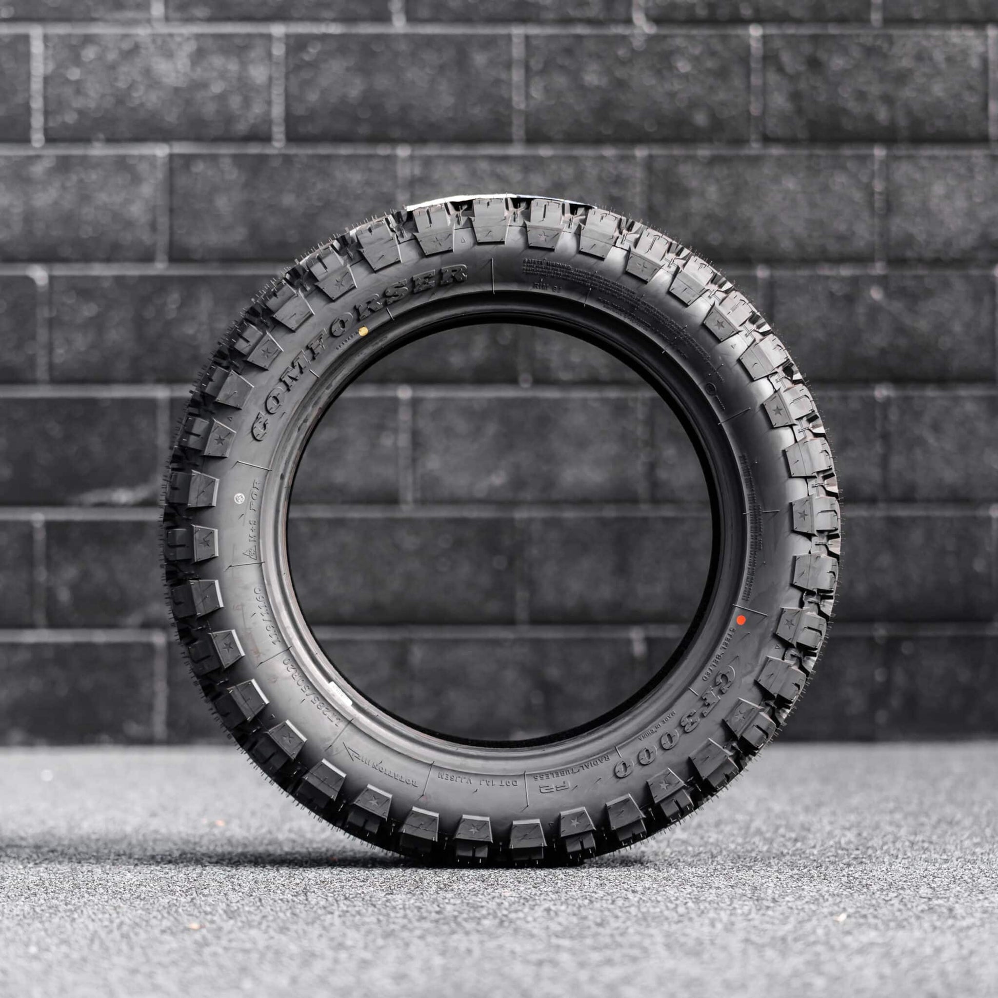 Comforser CF3000 — 285/50R20