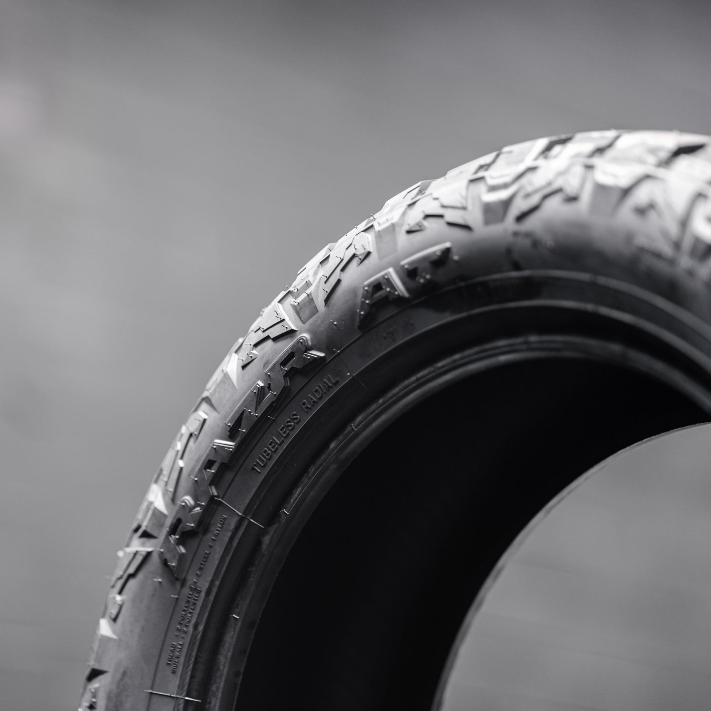 Maxxis RAZR AT-811 — 275/55/R20
