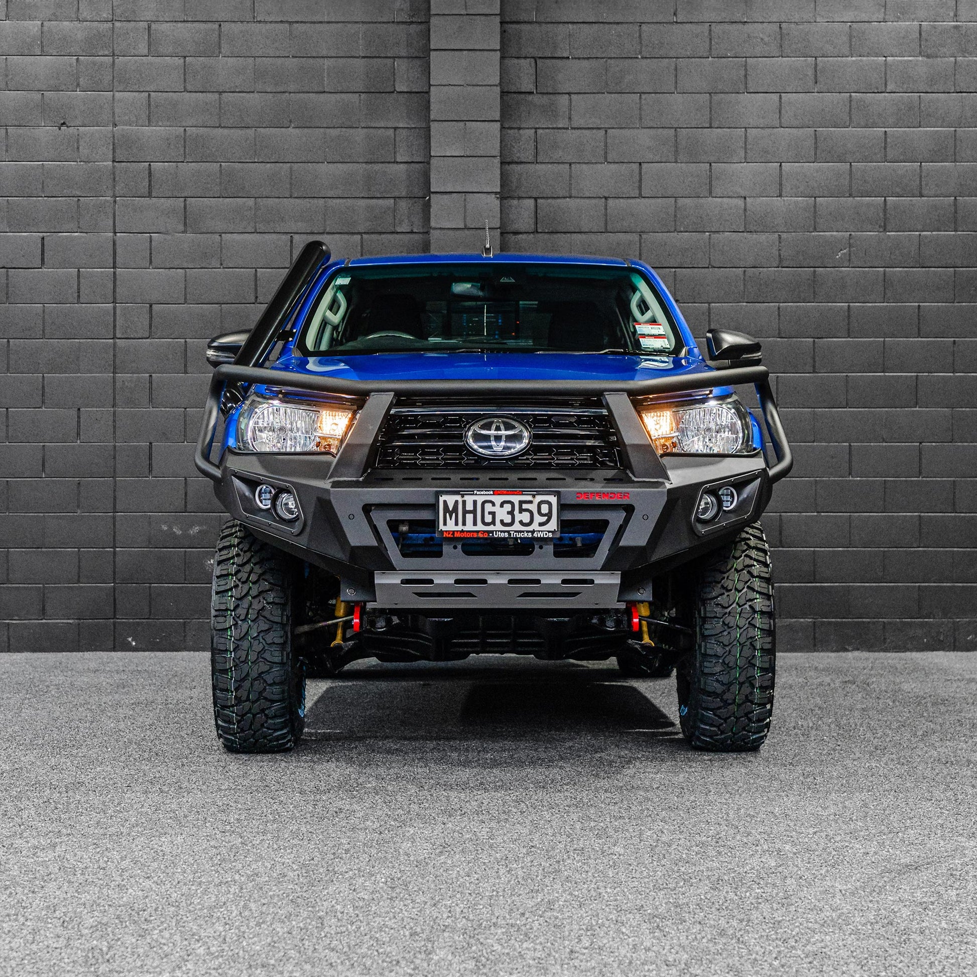 DEFENDER Off-Road Bull Bar + Winch & Spotlights Combo