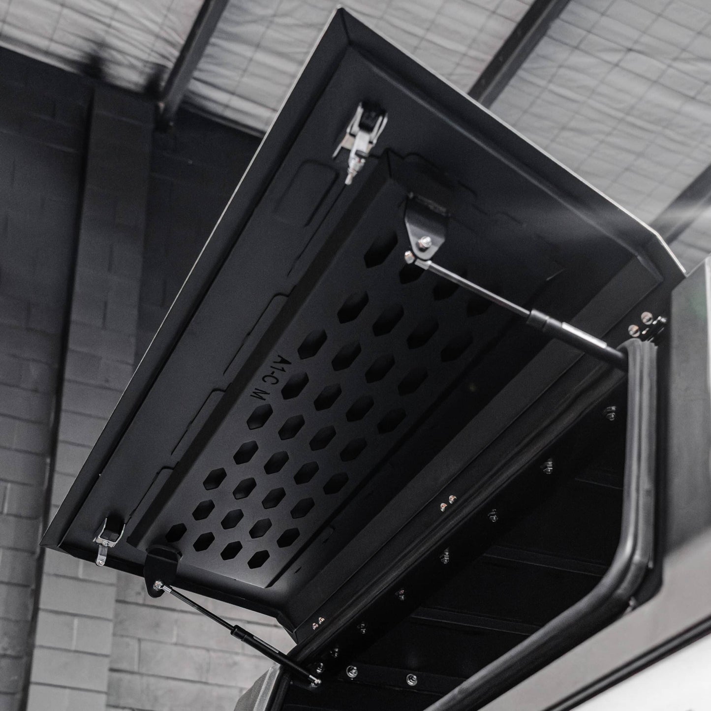 DEFENDER Off-Road Windowless Aluminium Canopy — Toyota Hilux SR5 [2015-Present]