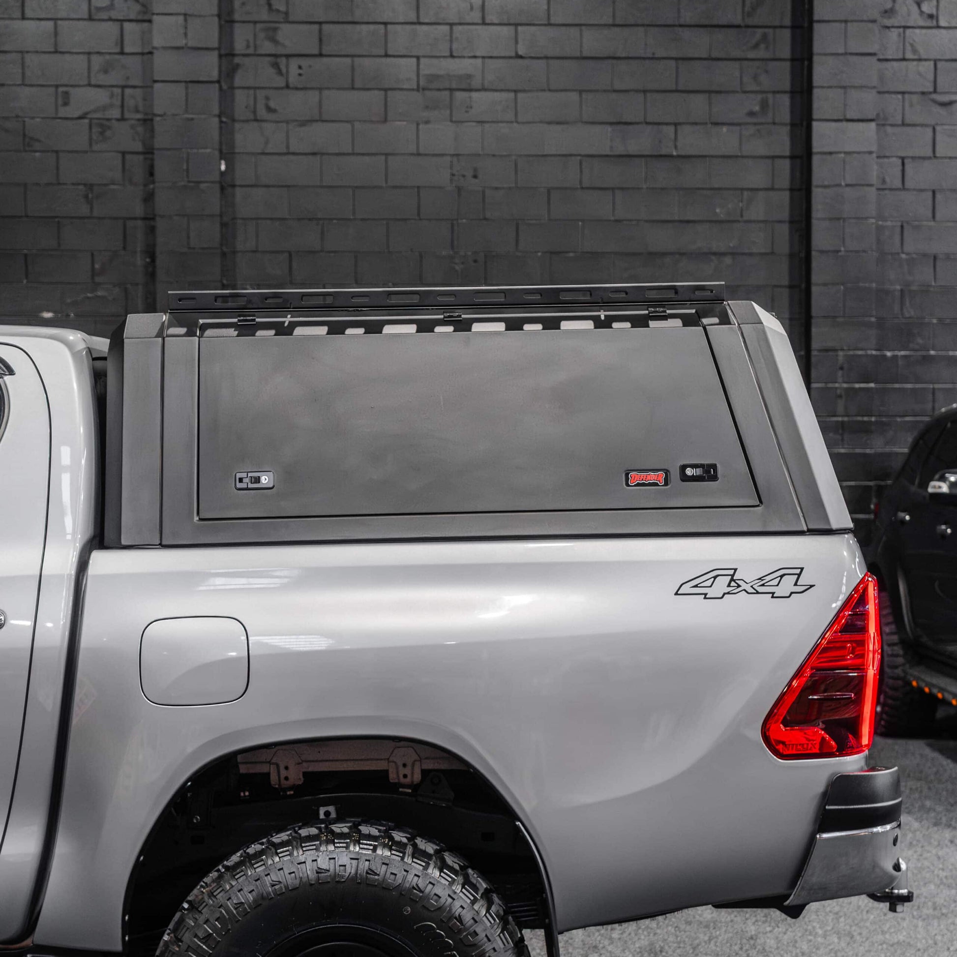 DEFENDER Off-Road Windowless Aluminium Canopy — Toyota Hilux SR5 [2015-Present]