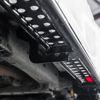 Shield Off-Road Side Steps — TO SUIT TOYOTA HILUX N80 [2015-2021]