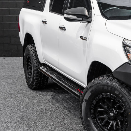 Shield Off-Road Side Steps — TO SUIT TOYOTA HILUX N80 [2015-2021]