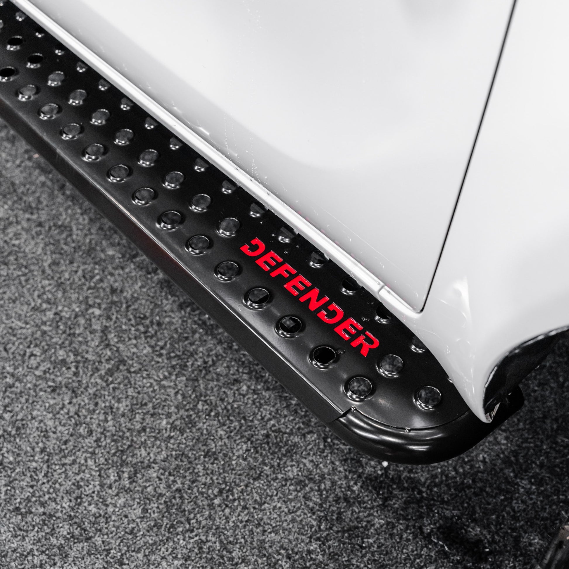 DEFENDER Off-Road Side Steps