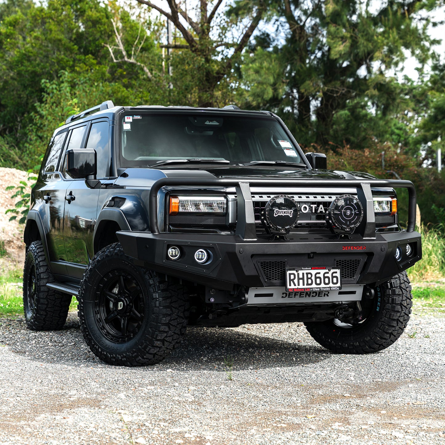 DEFENDER Off-Road Triple Loop Bull-Bar — Toyota Land Cruiser Prado [2025+]
