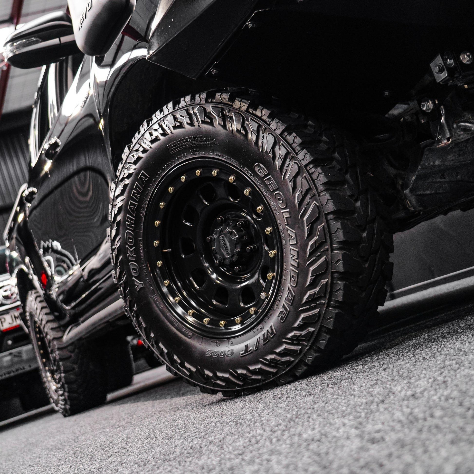 16x8 D-Locker Steel Wheels