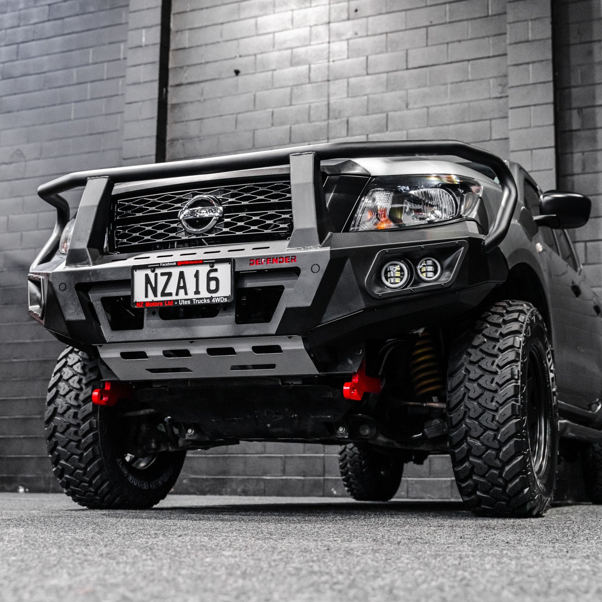 DEFENDER Off-Road Triple Loop Bull-Bar — Nissan Navara [2021-Present]